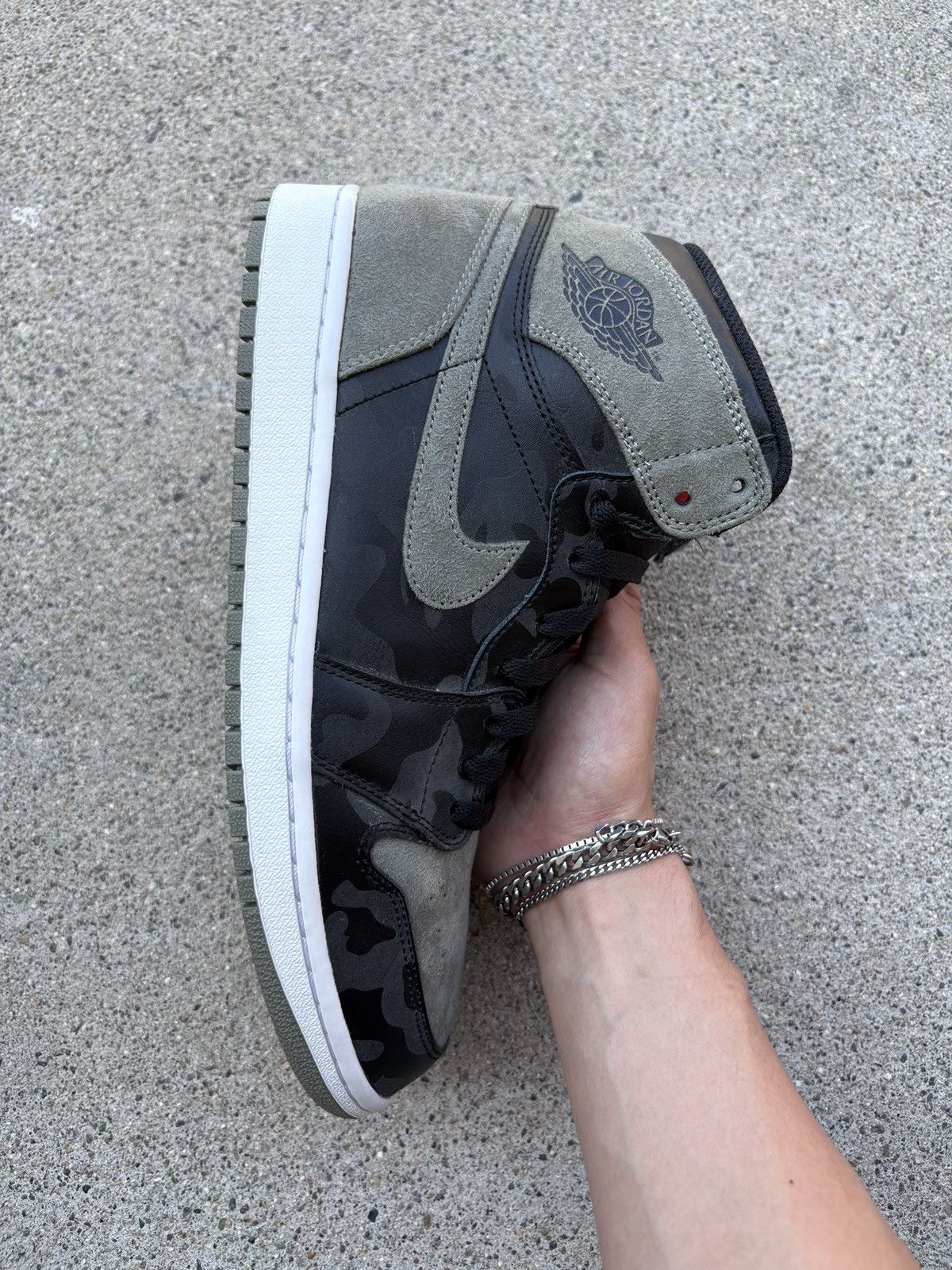 Jordan Brand 2017 Jordan 1 Retro High “Camo 3M Shadow” Men’s Size 10 Size US 10 / EU 43 - 5 Thumbnail