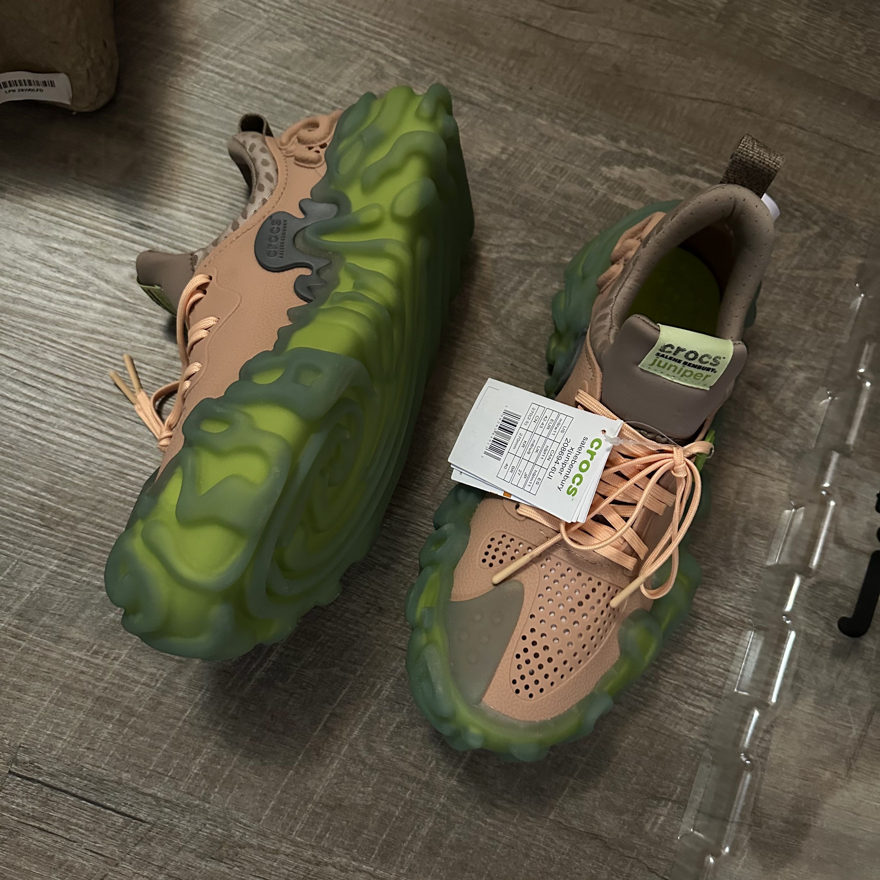 Crocs × Salehe Bembury CROCS x POLLEX JUNIPER 'GUAVA' SALEHE BEMBURY Size US 9 / EU 42 - 8 Thumbnail