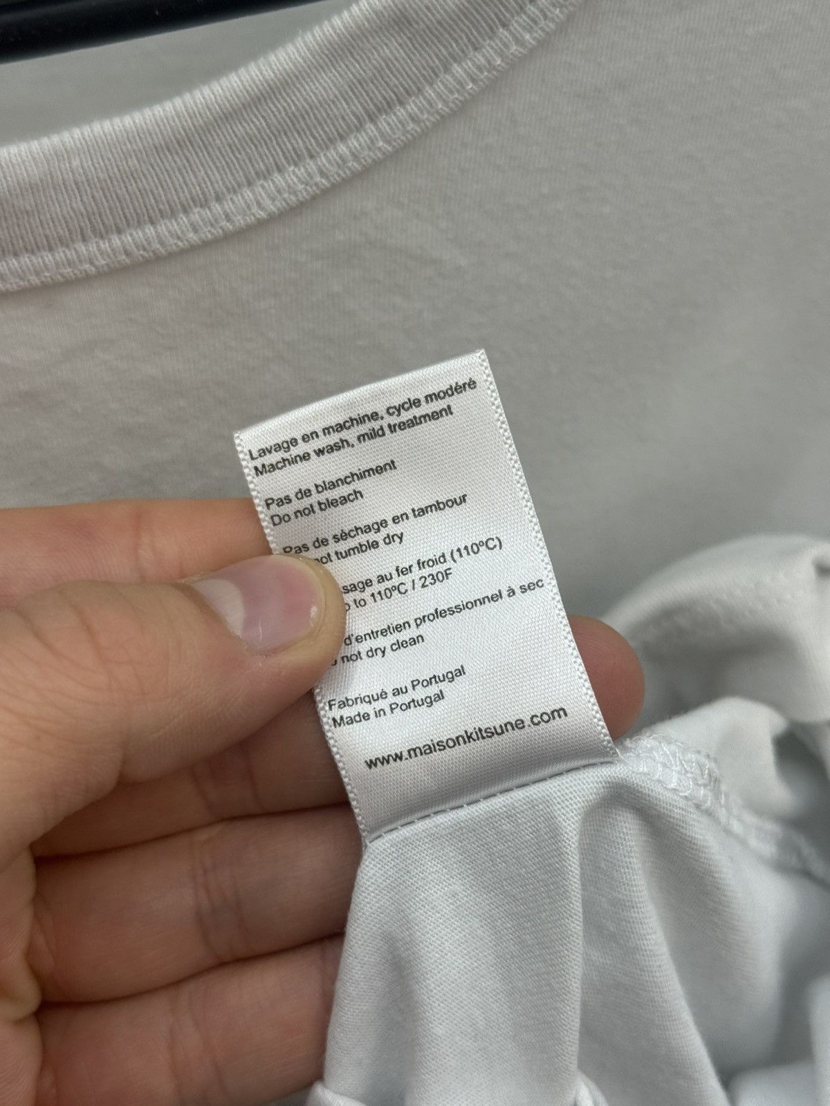 Maison Kitsune Maison Kitsune Fox Logo Embroidered Pocket Tee T-shirt Size US M / EU 48-50 / 2 - 6 Thumbnail