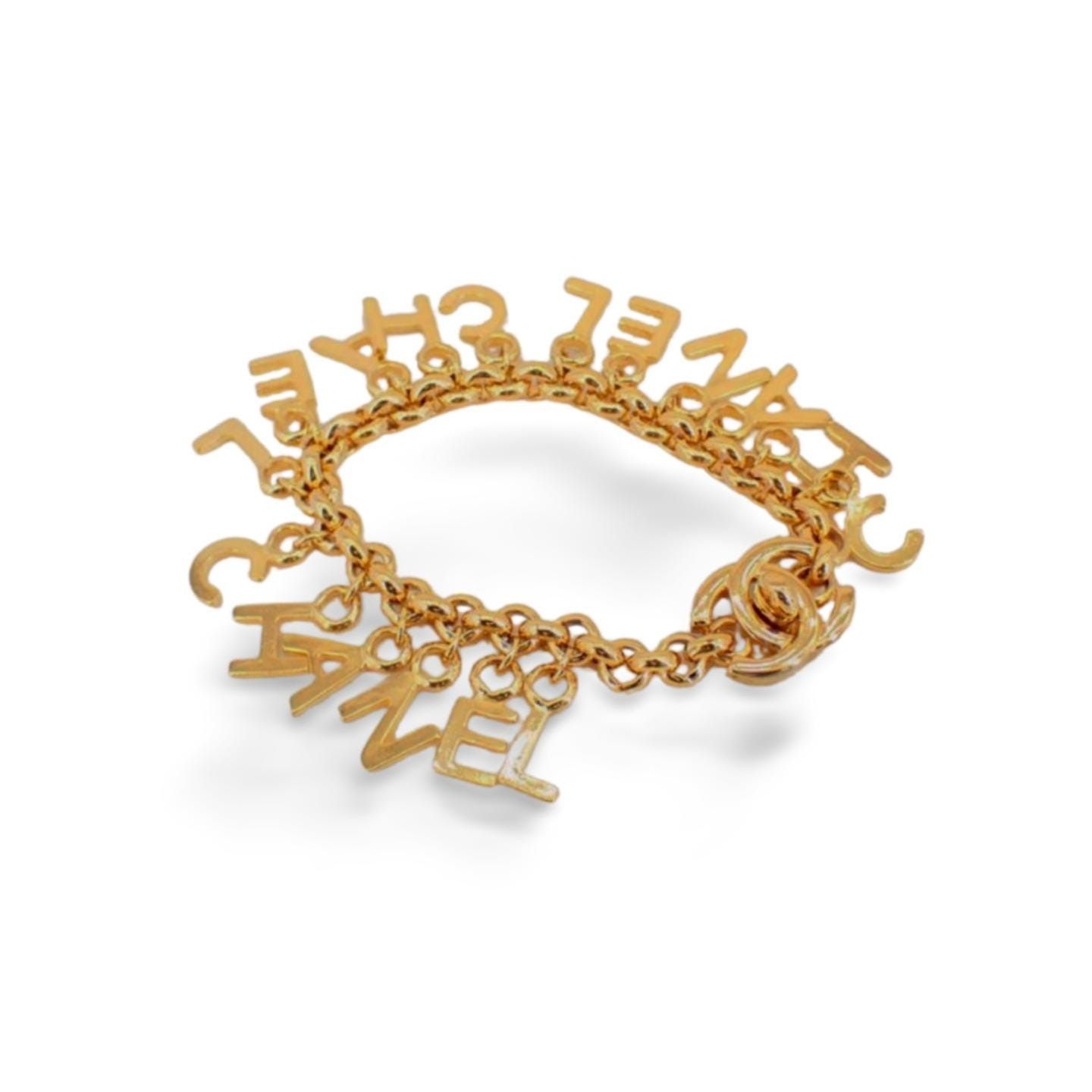 Chanel Vintage Chane CHANEL letter dangle bracelet, turn lock CC Size ONE SIZE - 6 Thumbnail