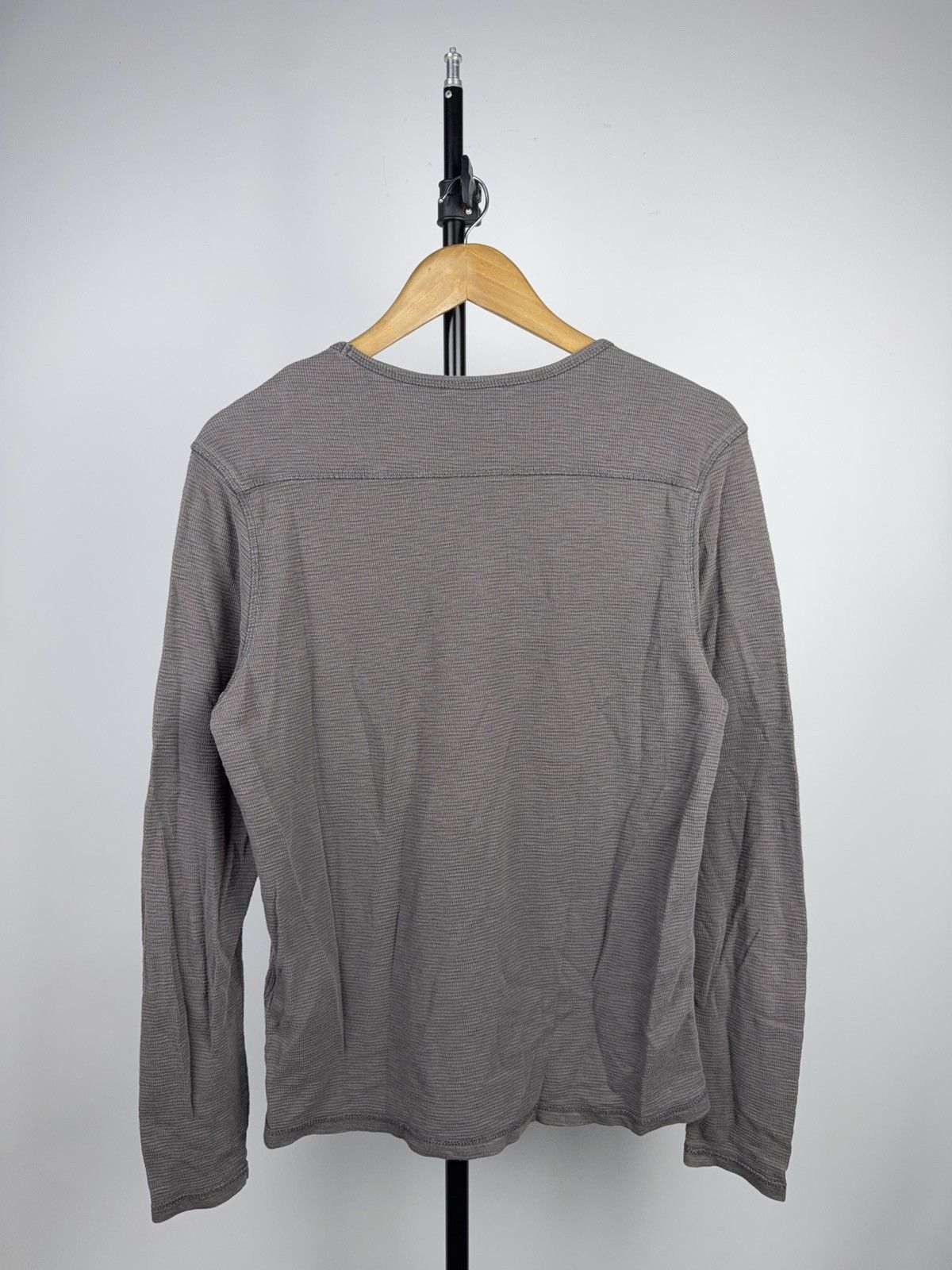 Allsaints 00s AllSaints Ribbed Thermal Long Sleeve Crewneck Grey Size US S / EU 44-46 / 1 - 9 Thumbnail