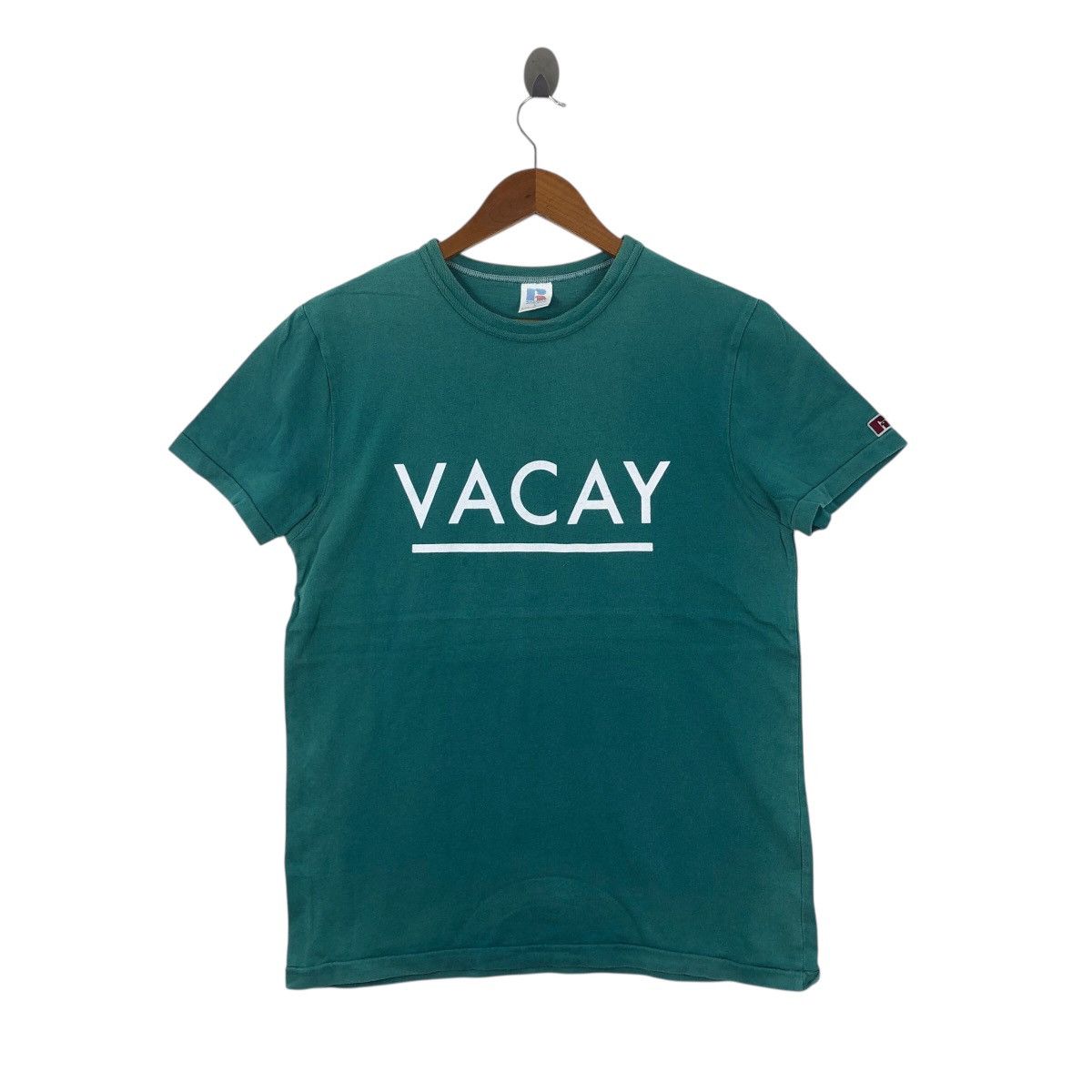 Russell Athletic Vintage 90s Russell Athletic VACAY Spellout Tee Shirt Size US L / EU 52-54 / 3 - 1 Thumbnail