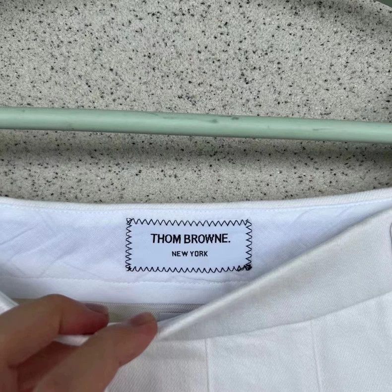Thom Browne Thom Browne Pleated skirt 2505-Nextarrow Size 25" / US 0 / IT 36 - 2 Thumbnail