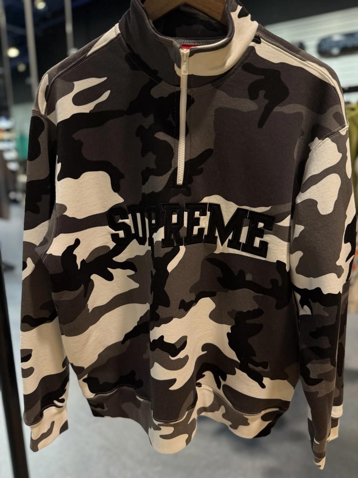 Supreme Supreme Shop Flag Half Zip Pullover Camo London Medium SS26 Size US M / EU 48-50 / 2 - 6 Thumbnail