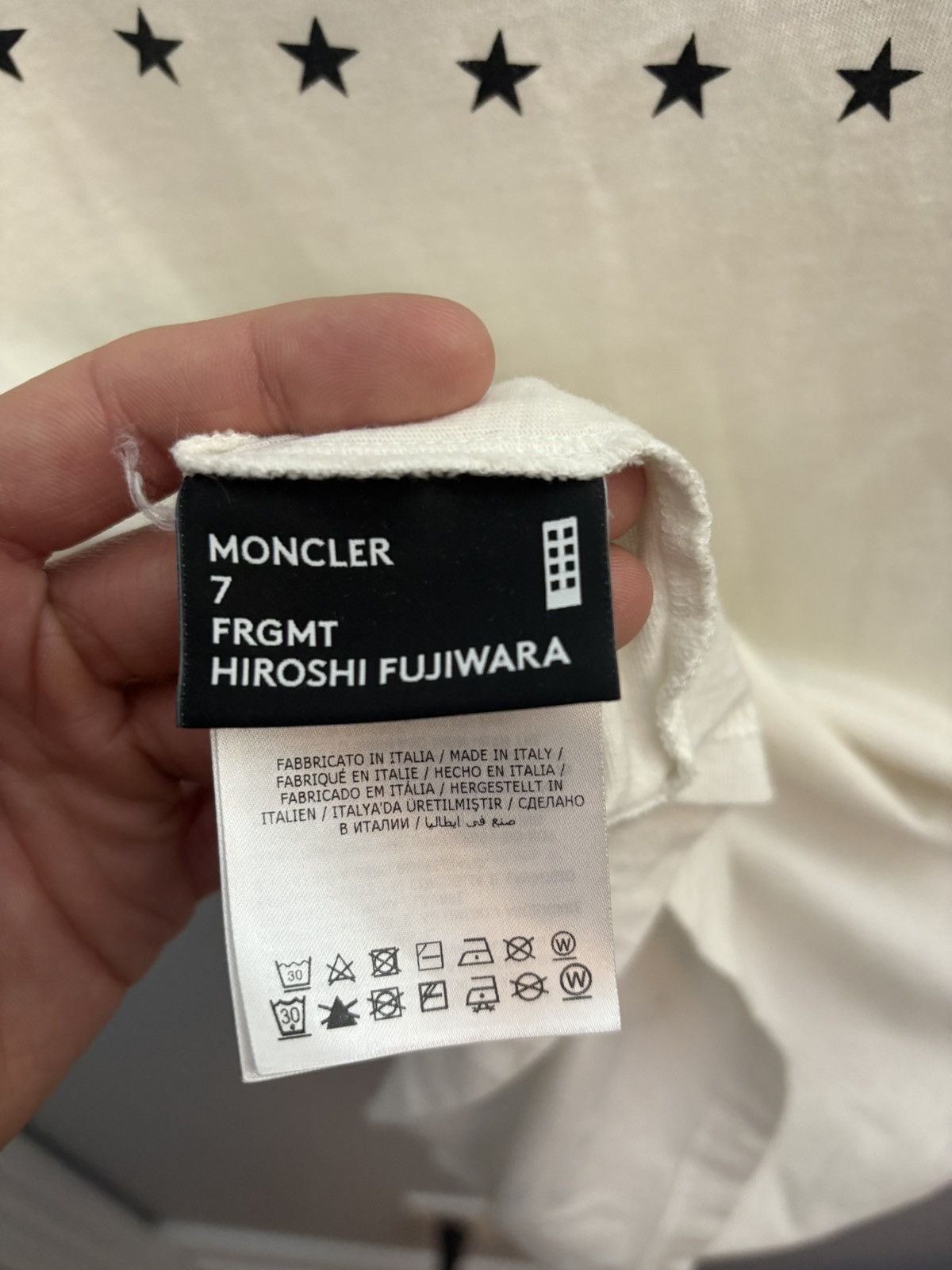Fragment Design × Moncler Moncler Genius 7 HIROSHI FujiWARA Fragment Star Print Medium Size US M / EU 48-50 / 2 - 6 Thumbnail