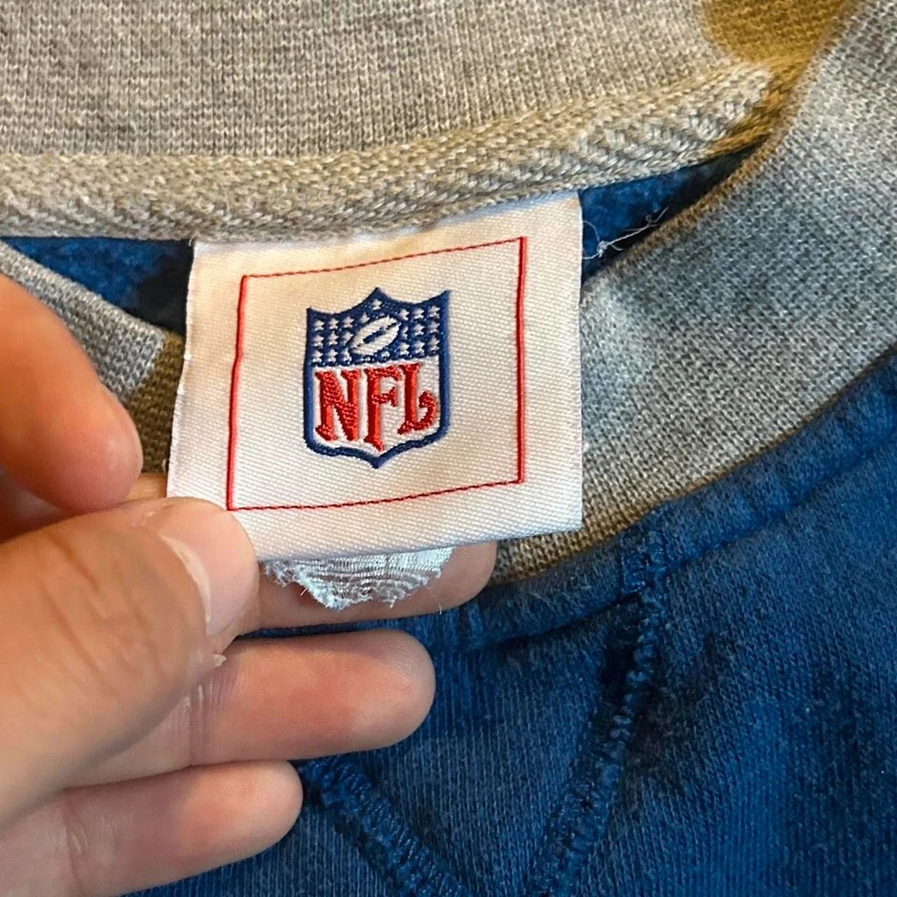 NFL Vintage 90s Blue and white Colts nfl crewneck sweatshirt Size US XL / EU 56 / 4 - 2 Thumbnail