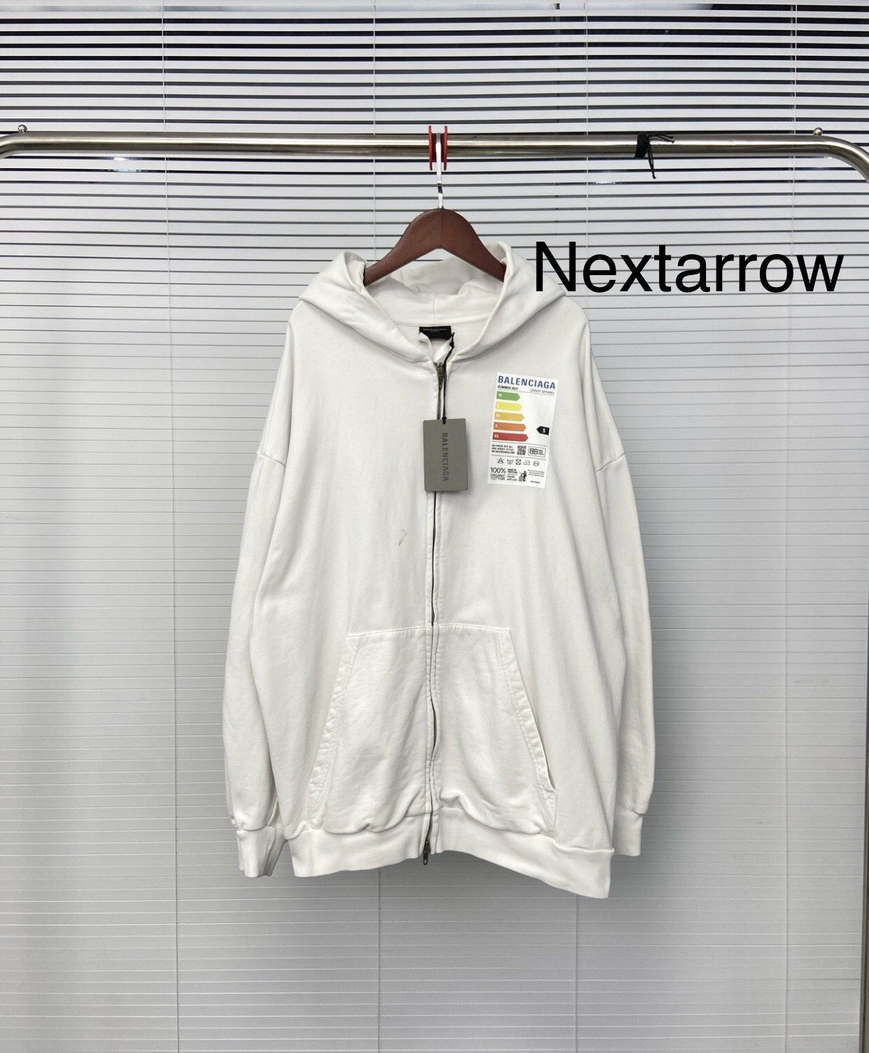 Balenciaga Balenciaga refrigerator sticker sticker white zipper jacket Size US M / EU 48-50 / 2 - 1 Thumbnail