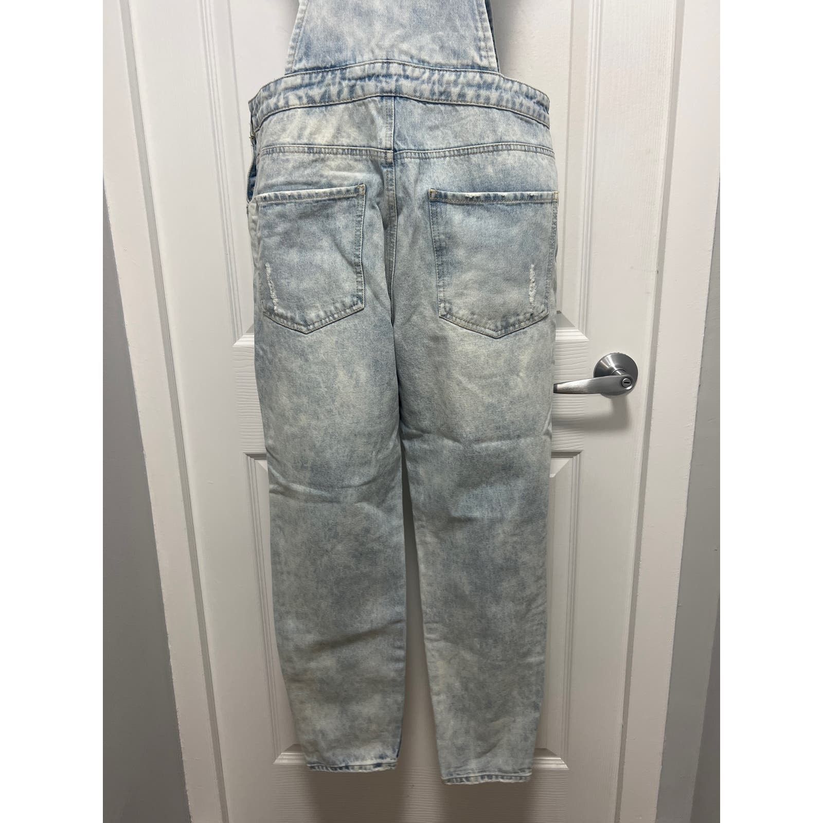 Forever 21 Light Wash Denim Skirt Overalls size 29 Forever 21 Size 29" - 7 Thumbnail