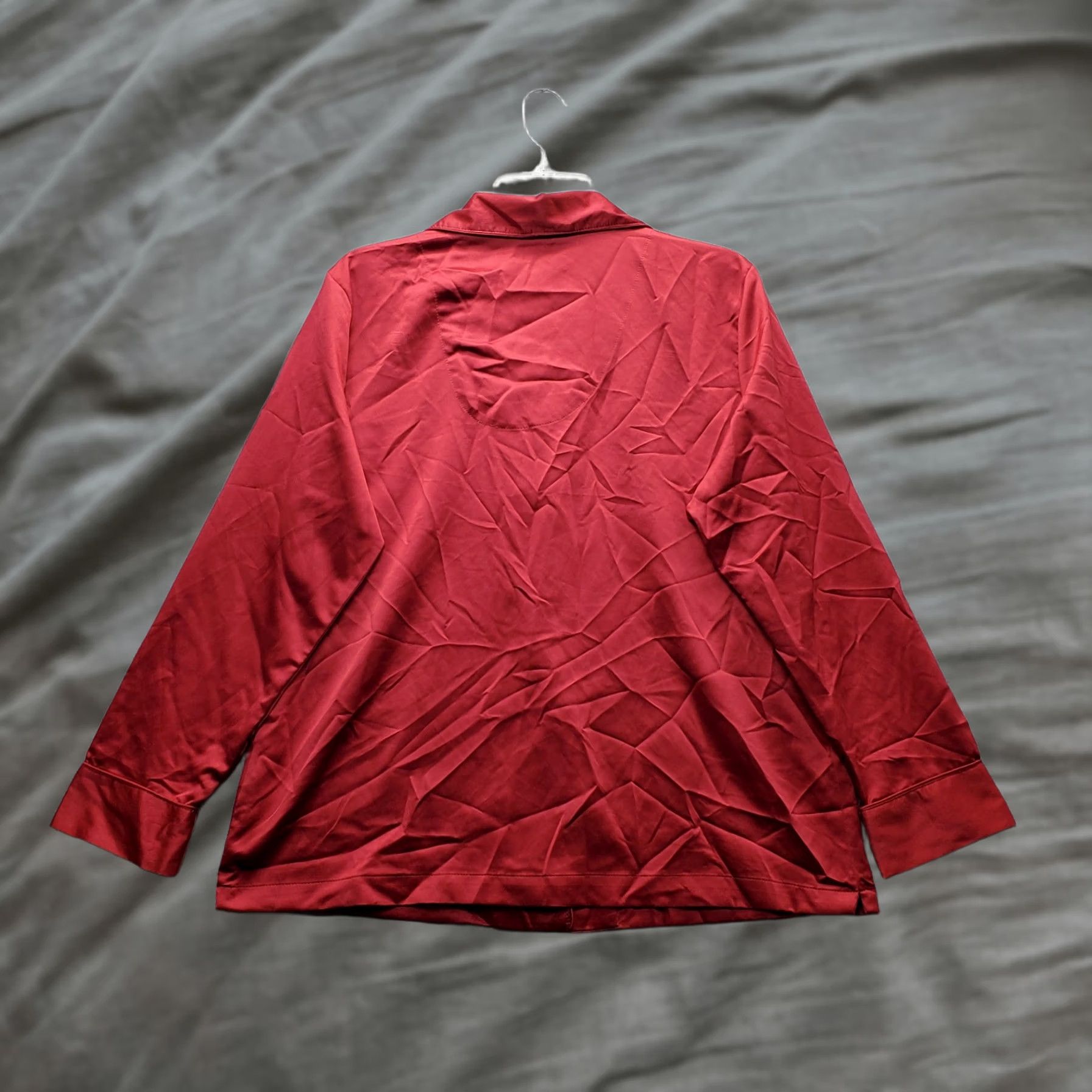 Ralph Lauren Lauren Ralph Lauren Pajama Shirt Womens M Red Pipe Trim Notch Lapel Button Front Women Size M Red Pajama Top Size M / US 6-8 / IT 42-44 - 1 Thumbnail