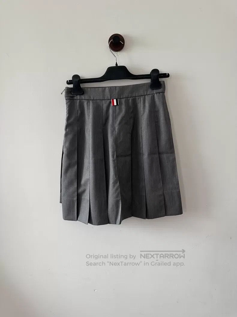 Thom Browne Thom Browne Grey Pleated Skirt Size 27" / US 4 / IT 40 - 2 Thumbnail