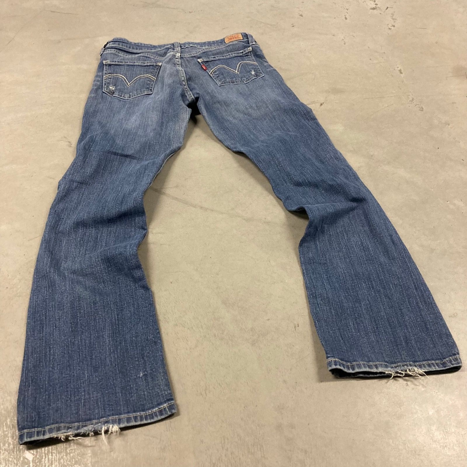 Levi's Low rise Levi’s camo patchwork bootcut jeans 31x30 Size 31" - 2 Thumbnail