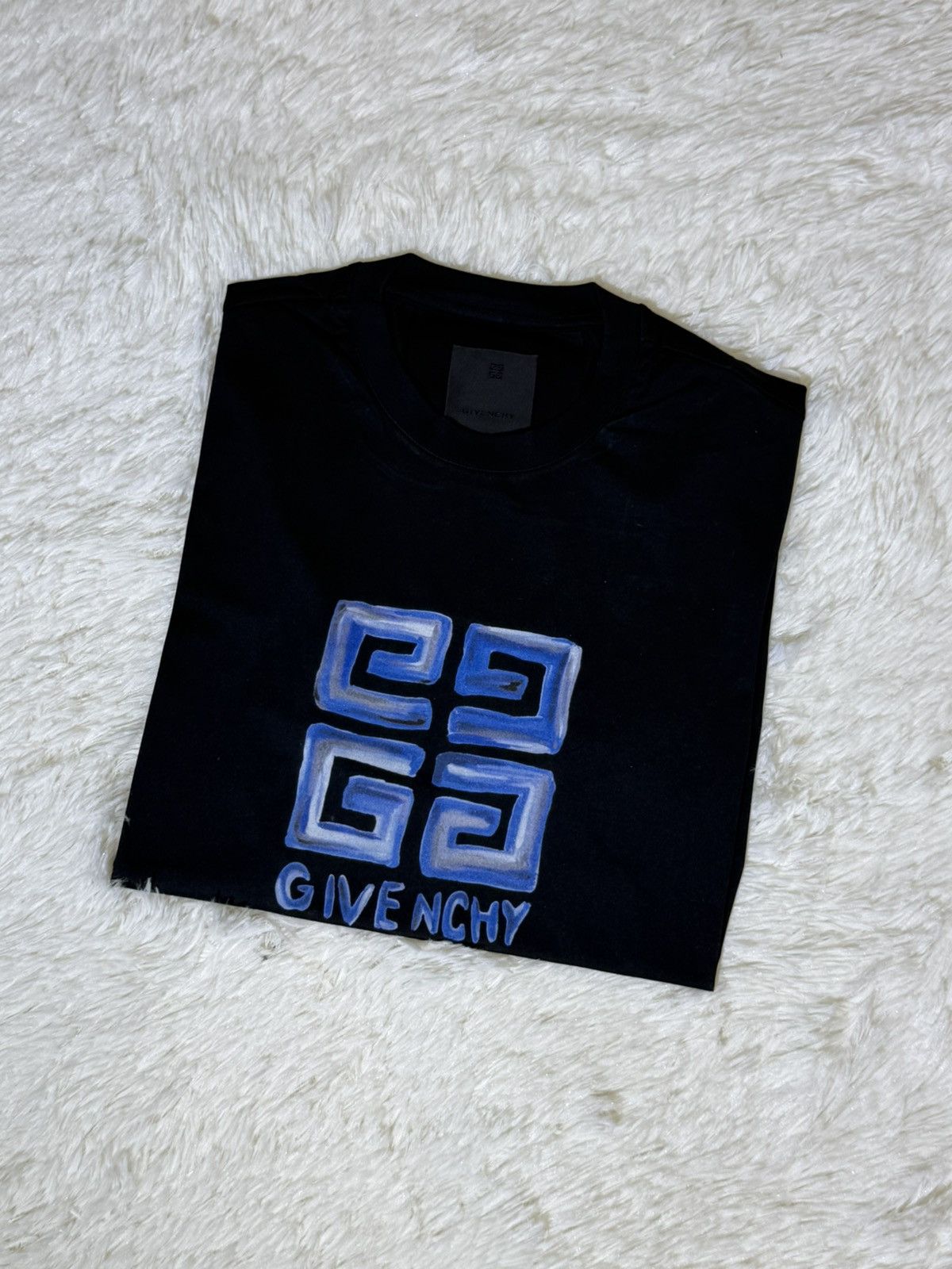 Givenchy Givenchy black t-shirt Size US M / EU 48-50 / 2 - 1 Thumbnail