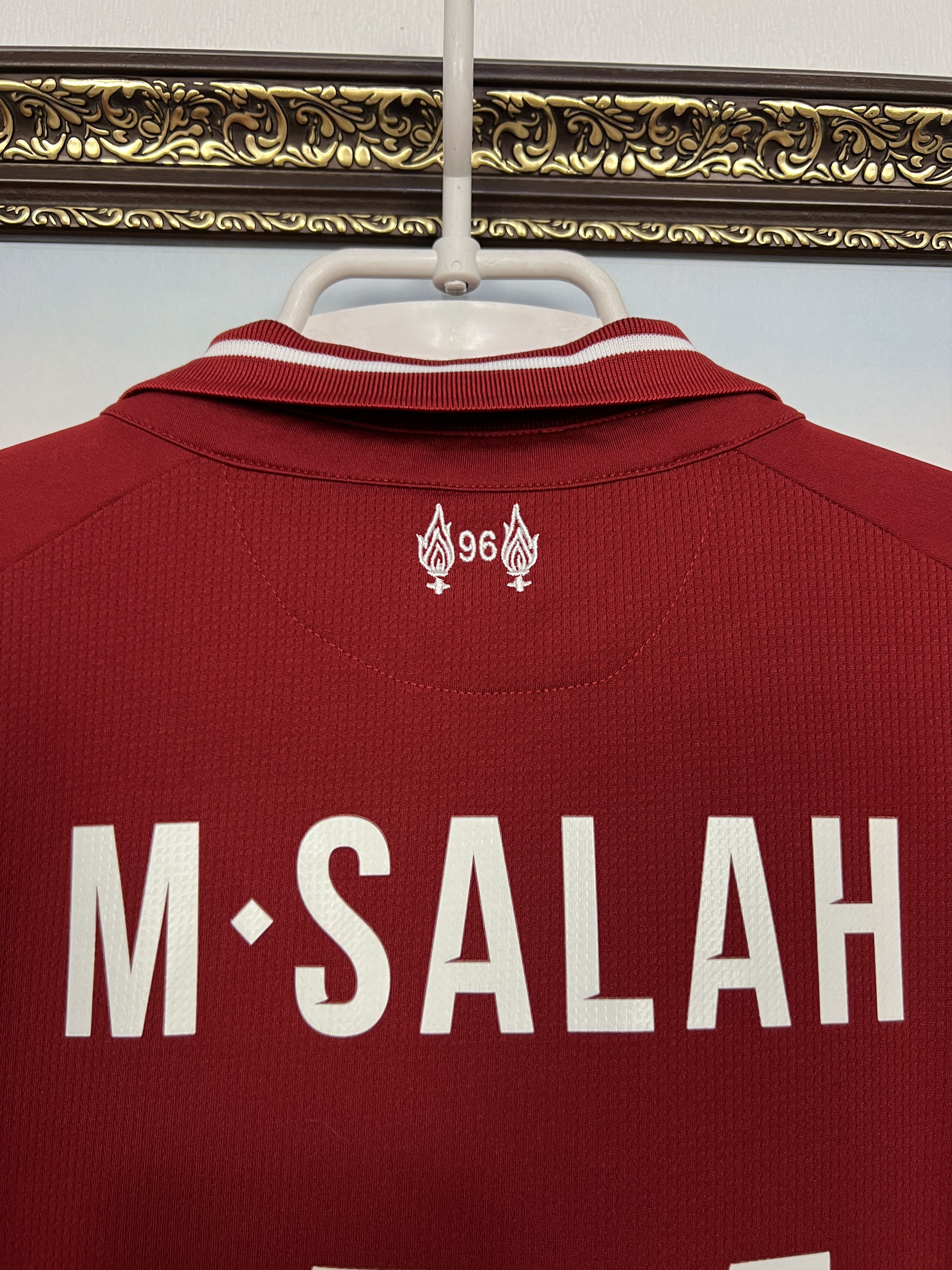 New Balance Liverpool Home football shirt 2018 Soccer #11 Salah Jersey Size US XL / EU 56 / 4 - 16 Thumbnail