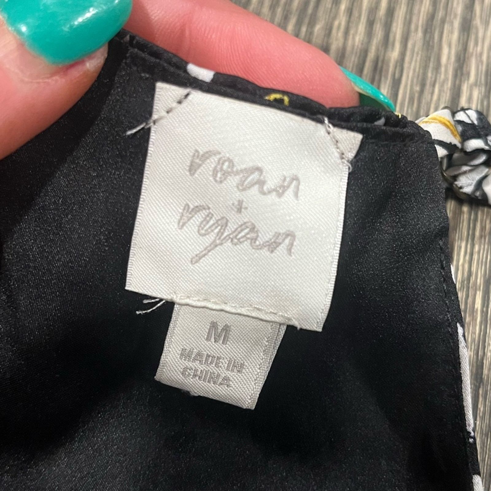Other Roan & Ryan Womens Cami V-Neck Pullover Multicolor Size M Size M / US 6-8 / IT 42-44 - 2 Thumbnail
