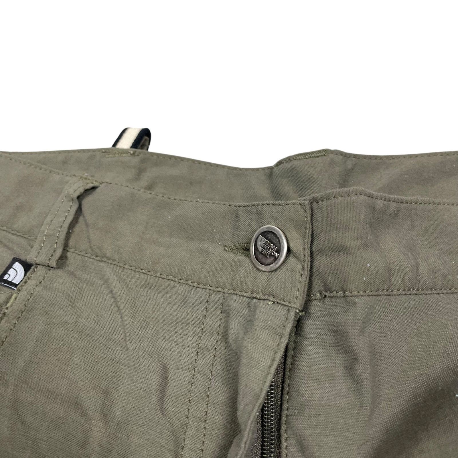 The North Face The North Face Womens Olive Straight Leg Convertible Pant 14 Size 36" / US 14 / IT 50 - 2 Thumbnail