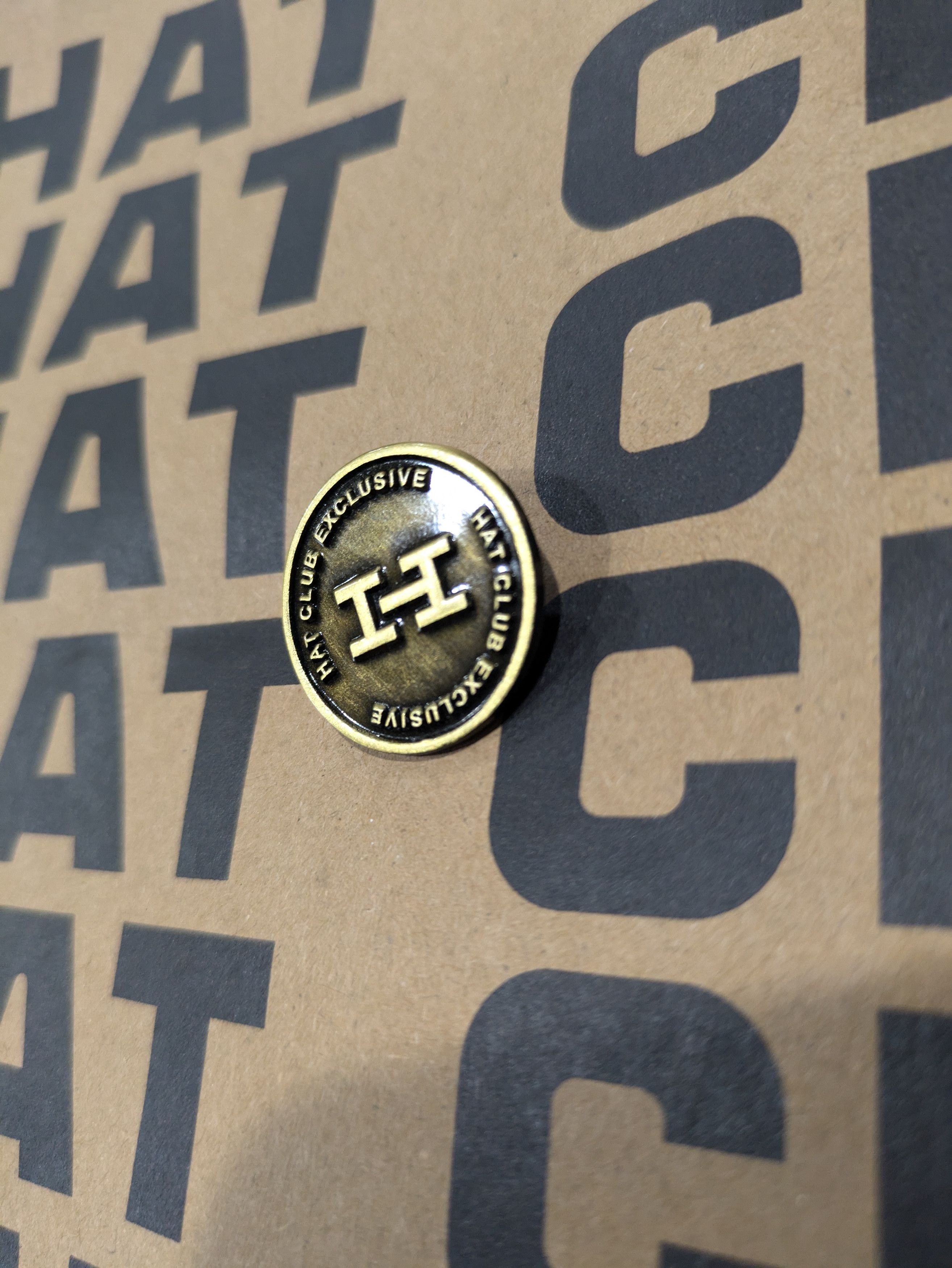 Hat Club Hatclub Exclusive Coin Pin Size ONE SIZE - 2 Thumbnail