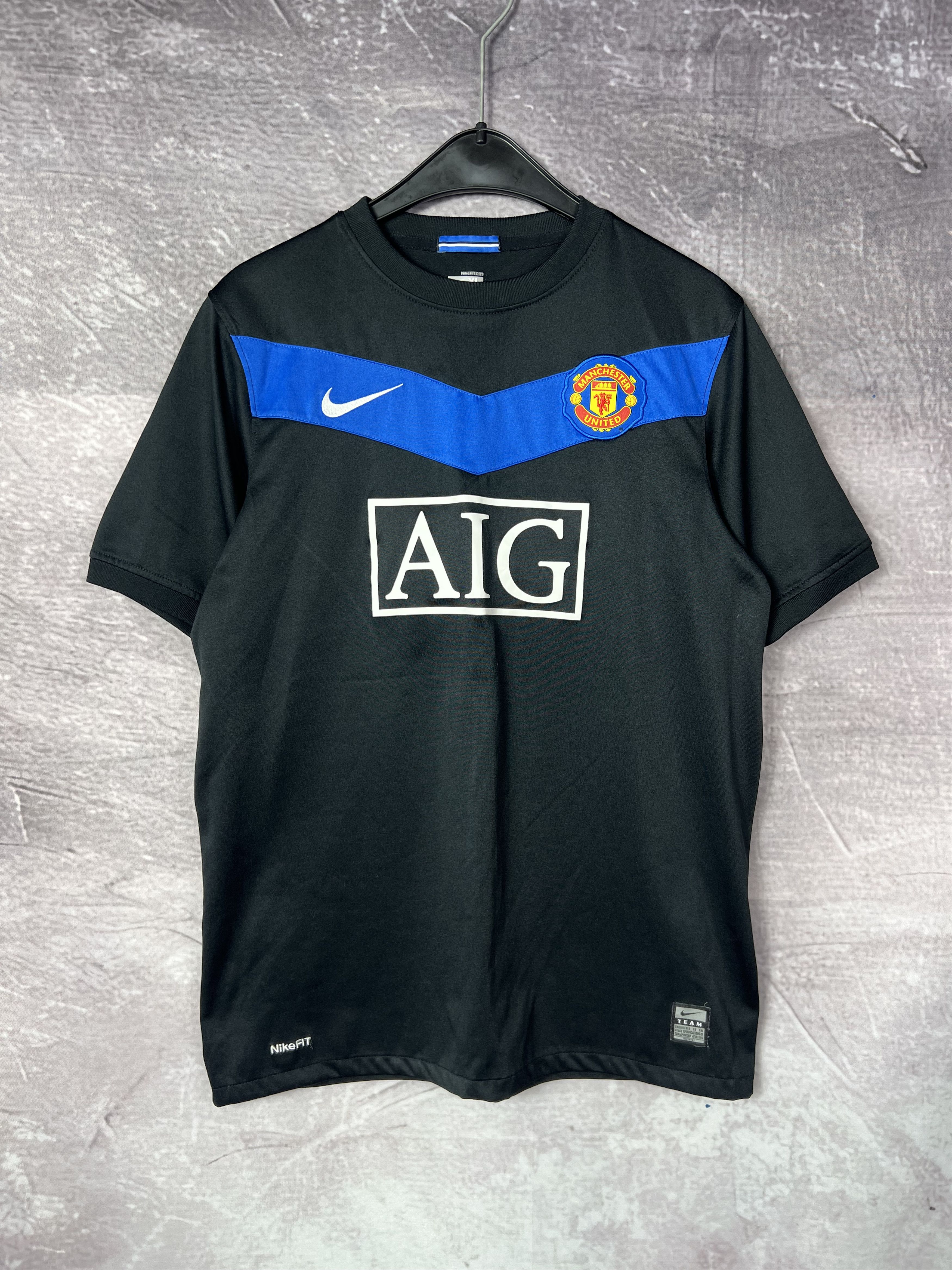 Nike Vintage Nike Manchester United Soccer Jersey T-shirt Size US S / EU 44-46 / 1 - 3 Thumbnail