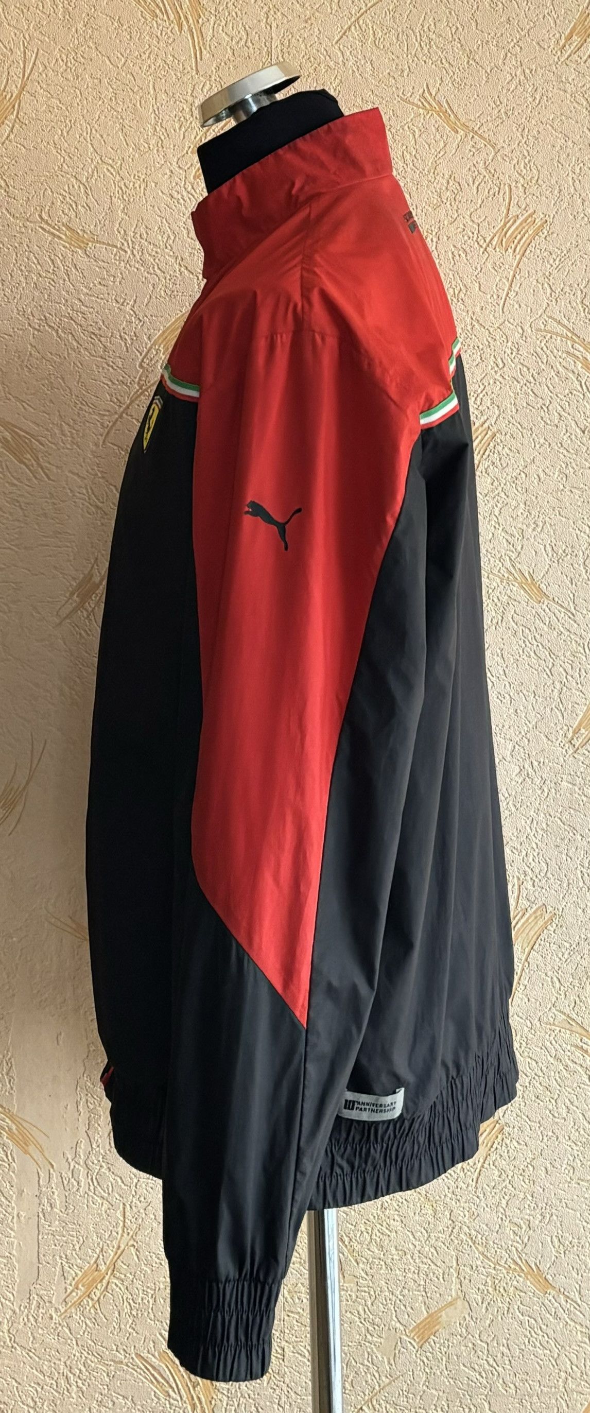 Ferrari × Puma Puma Ferrari 10th Anniversary Partnership jacket size. L Size US L / EU 52-54 / 3 - 3 Thumbnail