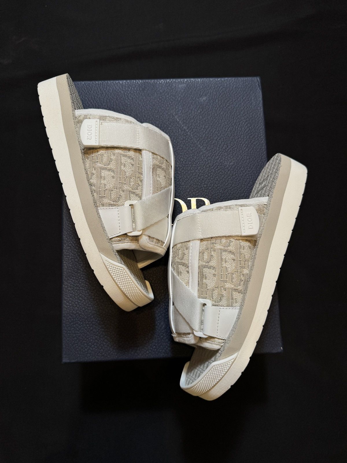 Dior Dior Alpha Slides White/Cream Size 40, (US7) Size US 7 / EU 40 - 1 Thumbnail