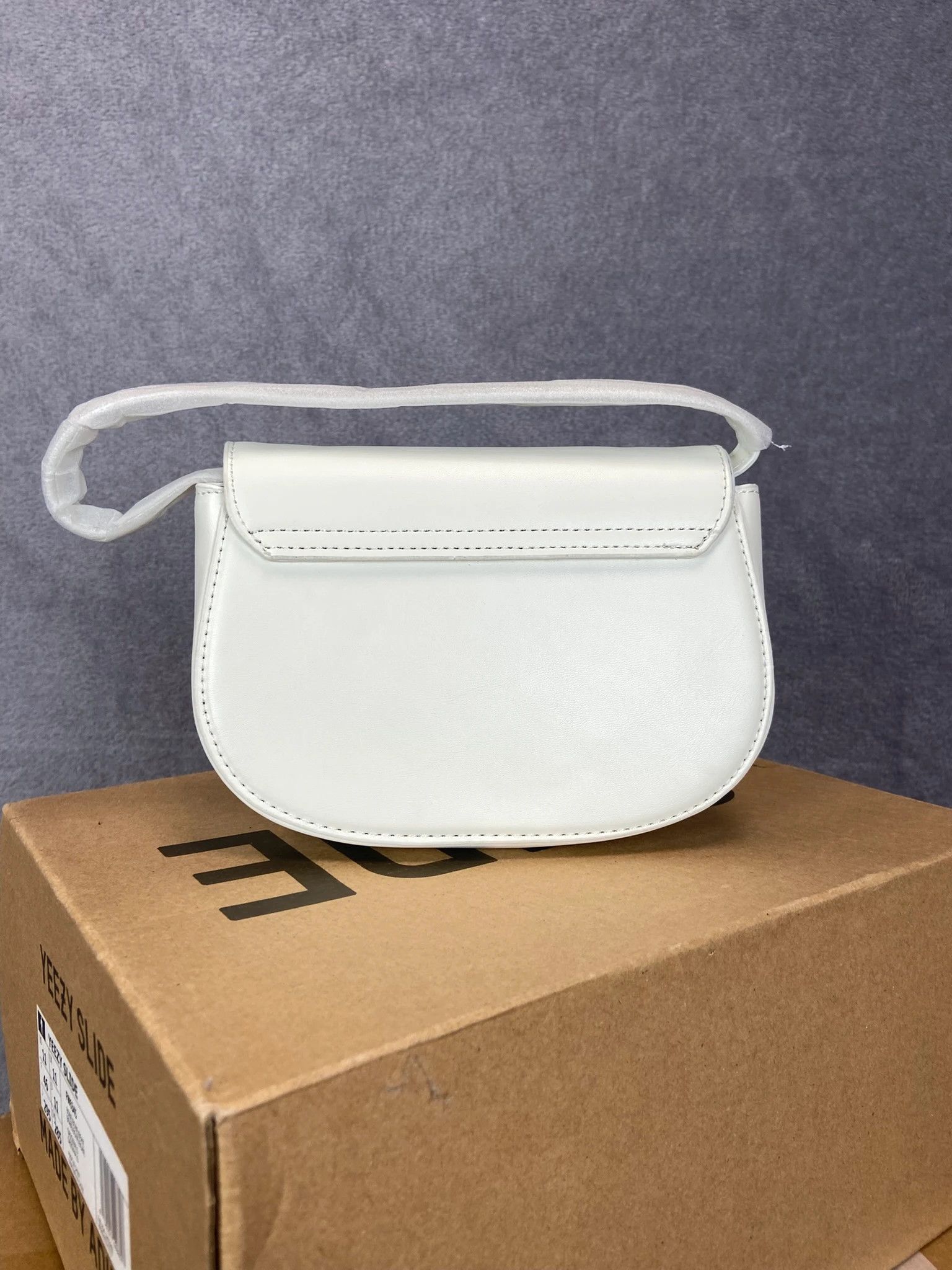 Diesel Diesel White Handbag Y2K Streetwear Size ONE SIZE - 2 Thumbnail