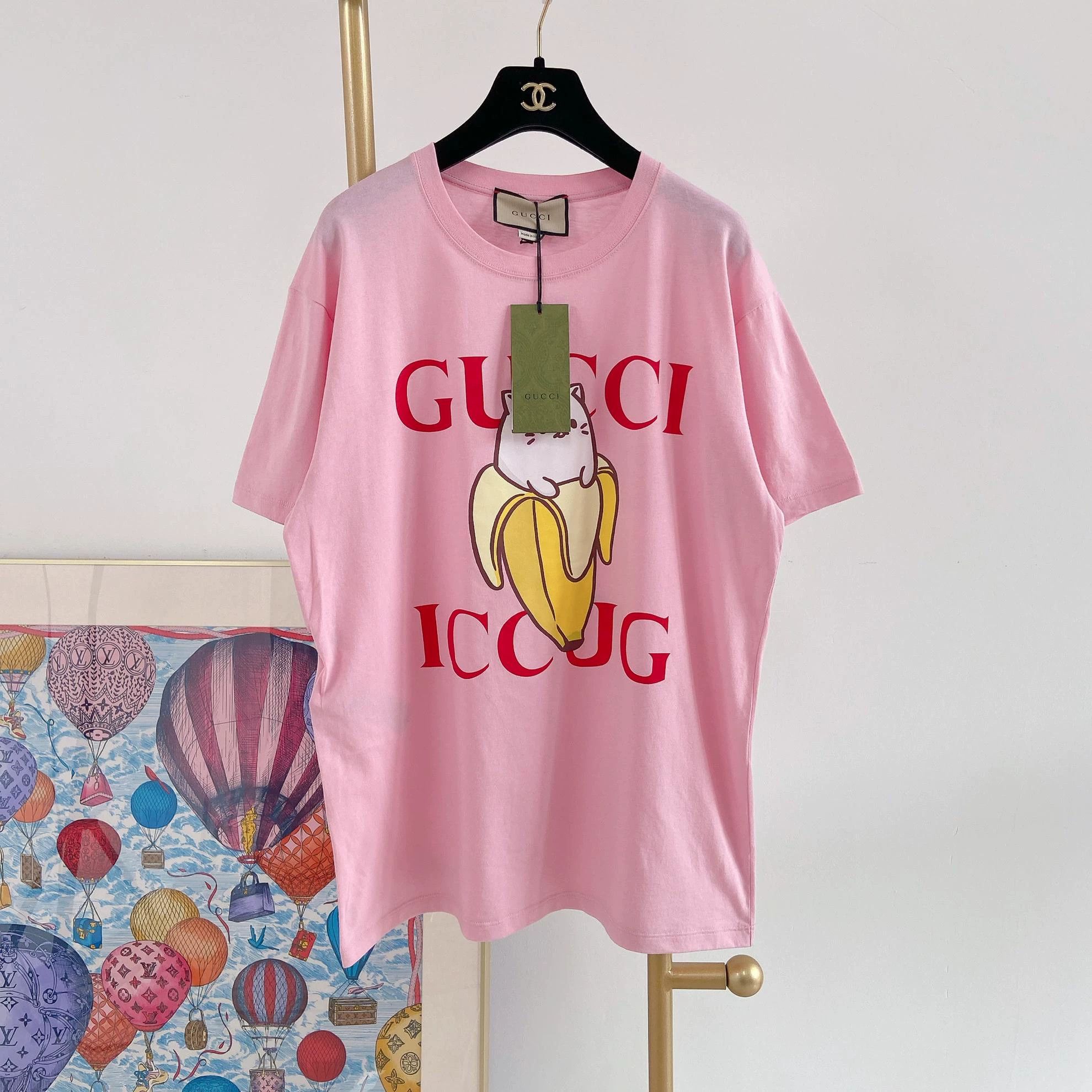 Gucci Gucci Pink Banana Cat Print T-shirt S Size S / US 4 / IT 40 - 1 Thumbnail