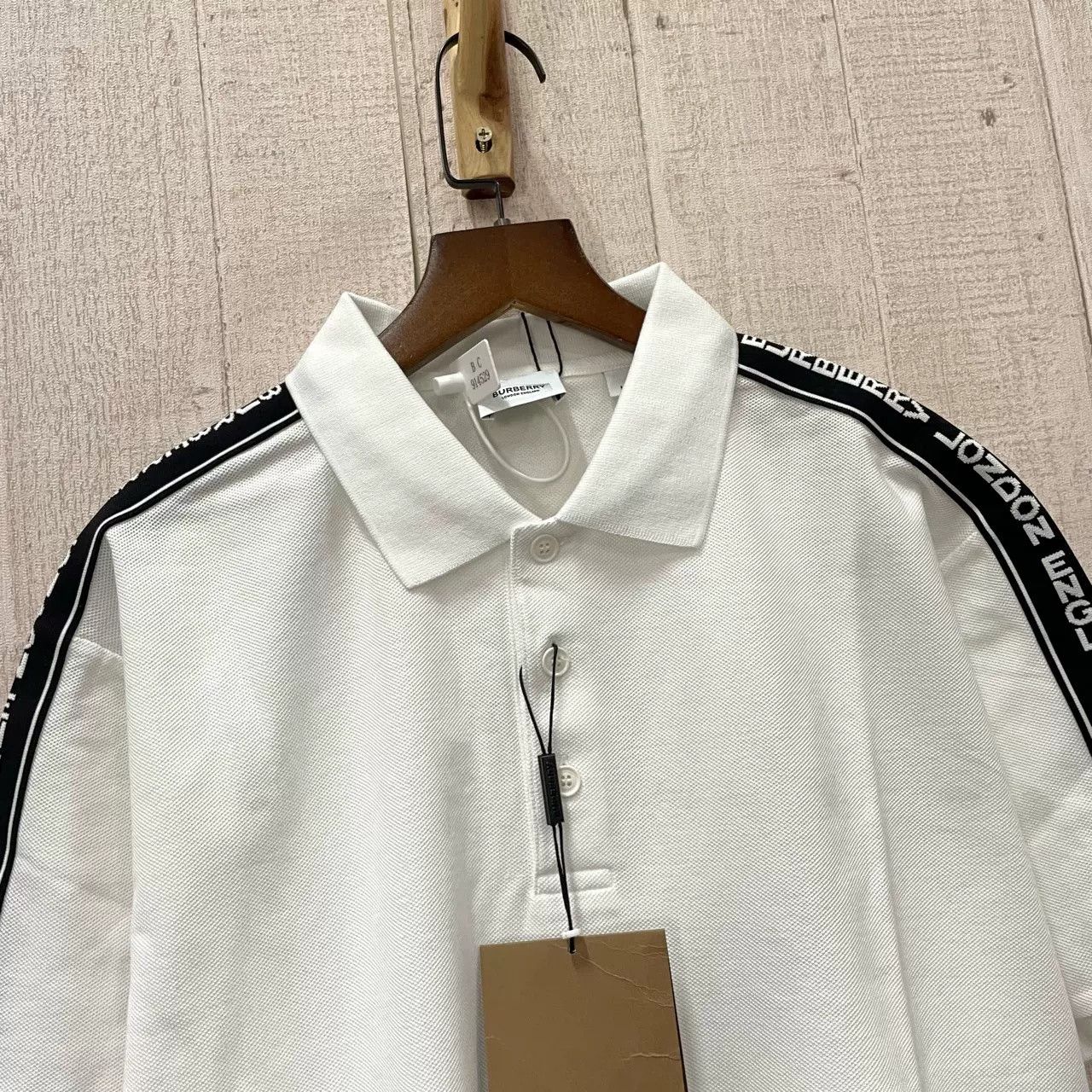 Burberry Burberry White Logo Stripe Polo Shirt Size US S / EU 44-46 / 1 - 3 Thumbnail