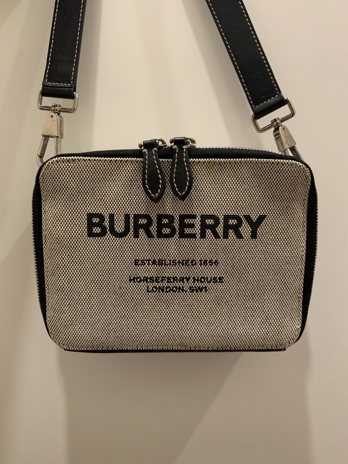 Burberry Burberry Canvas Belt Bag Size ONE SIZE - 2 Thumbnail