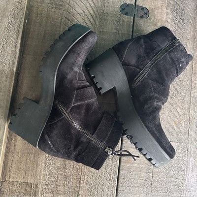 Miu Miu Miu Miu Prada Black Ankle Booties with Rugged Sole Motorcycl Size US 6.5 / IT 36.5 - 3 Thumbnail