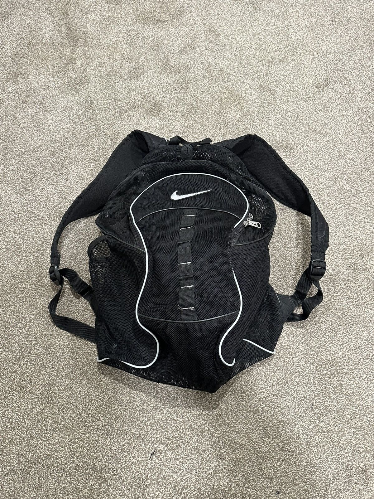 Nike Nike Vintage Mesh Backpack Bag Size ONE SIZE - 2 Thumbnail