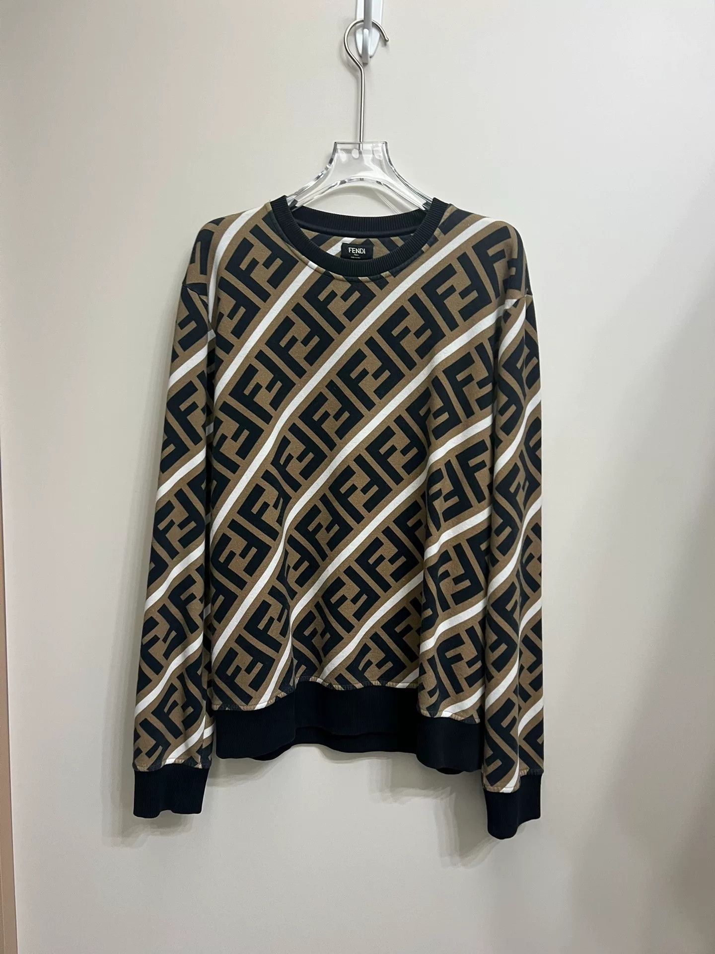 Fendi fendi men's sweatshirt with classic logo design Size US XL / EU 56 / 4 - 1 Thumbnail
