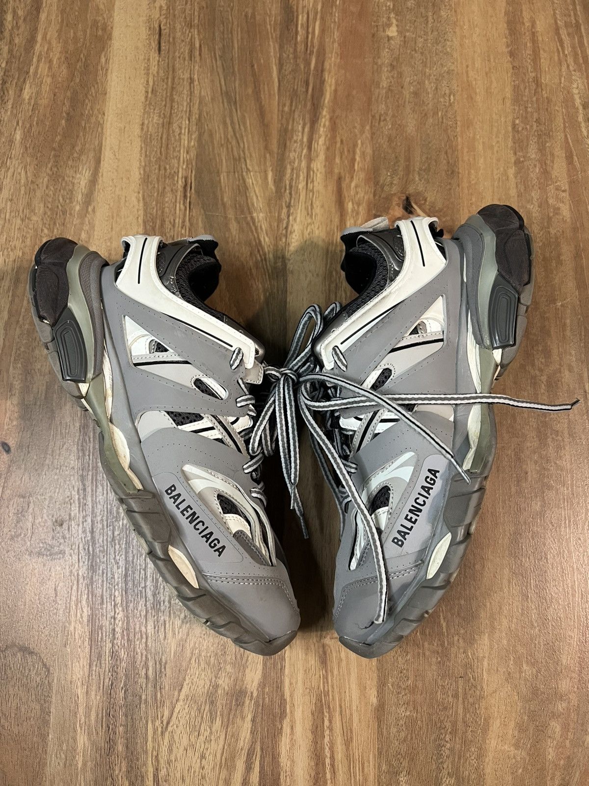 Balenciaga Balenciaga Track LED Sneaker 