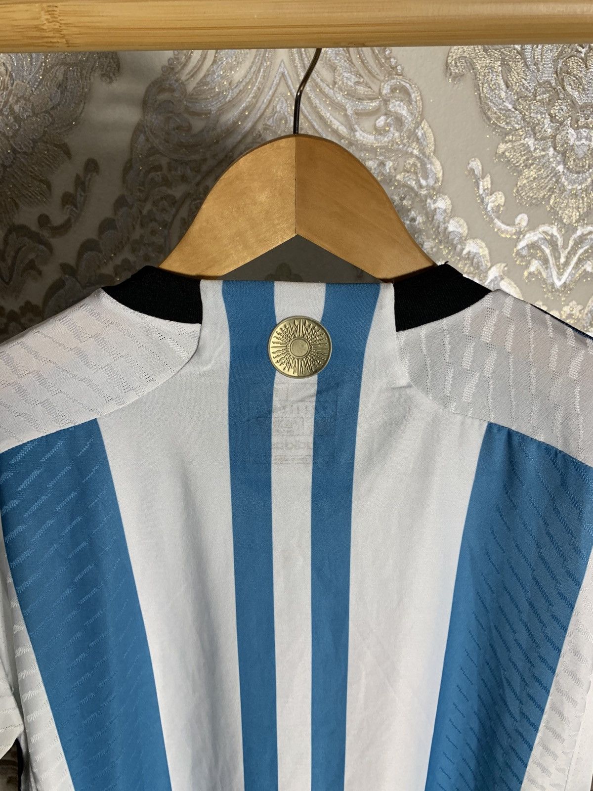Vintage VERY RARE ADIDAS ARGENTINA SOCCER JERSEY RETRO MESSI Y2K 90s Size US L / EU 52-54 / 3 - 5 Thumbnail