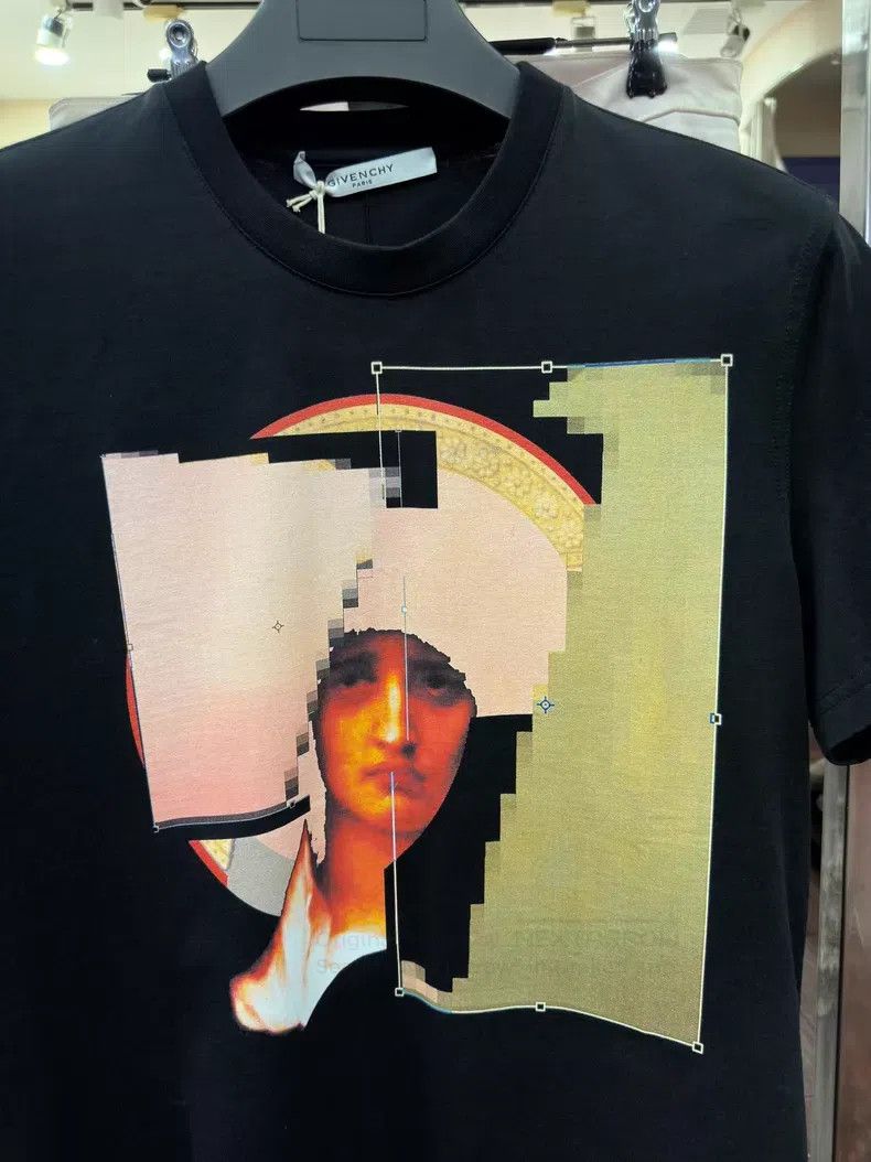 Givenchy Givenchy Black Mosaic Madonna Print Size US S / EU 44-46 / 1 - 2 Thumbnail