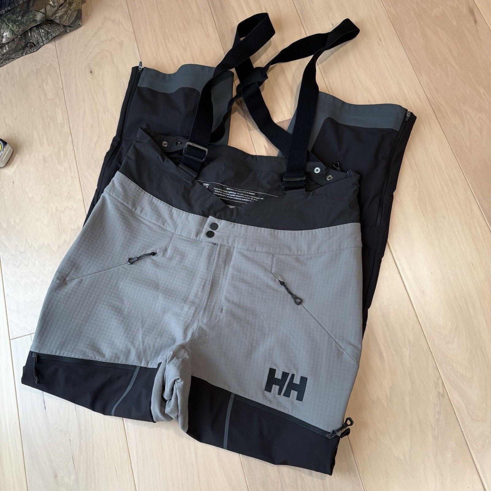 Helly Hansen Helly Hansen Odin BC Softshell Bib Pants XL Gray Winter Size US 40 / EU 56 - 8 Thumbnail