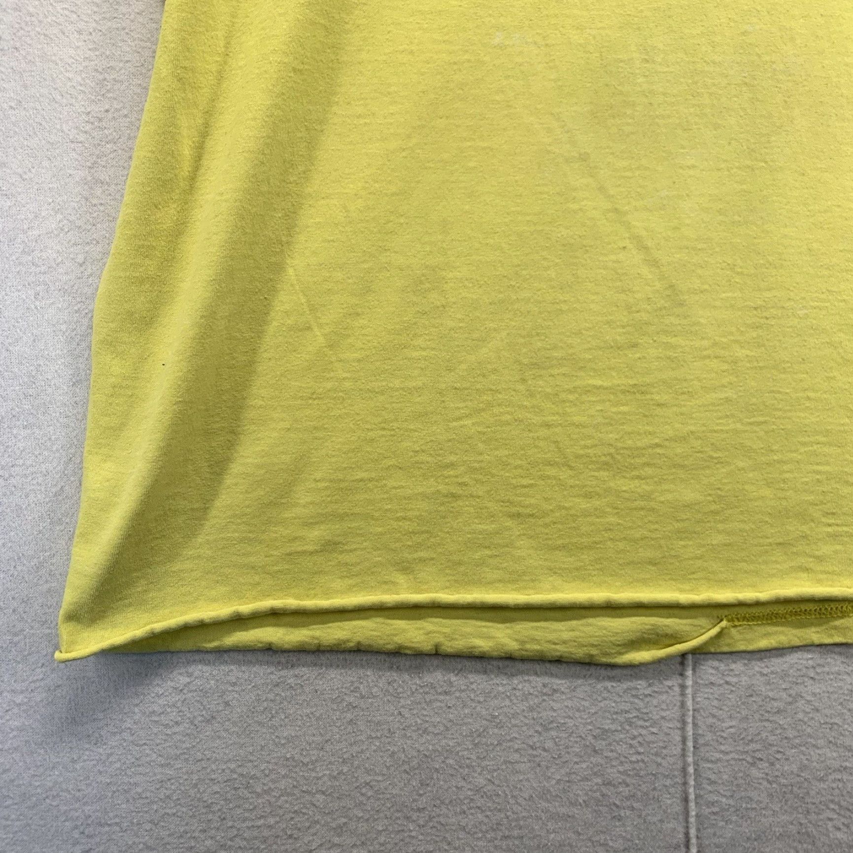 Fruit Of The Loom VINTAGE Wharton County Junior College GREENWOOD PLAYERS T-Shirt Adult L Yellow Graphic Print 90s College Texas Mens Size US L / EU 52-54 / 3 - 3 Thumbnail