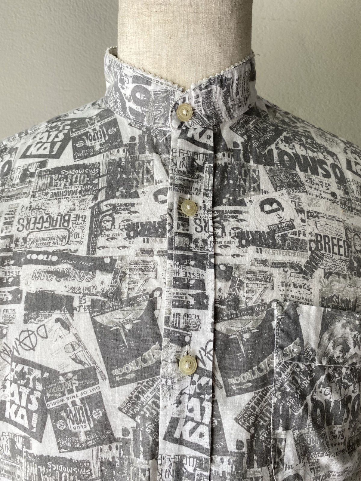 Japanese Brand Splendid satisfaction Gray Newspaper Print Button-Up Shirt Size US M / EU 48-50 / 2 - 8 Thumbnail