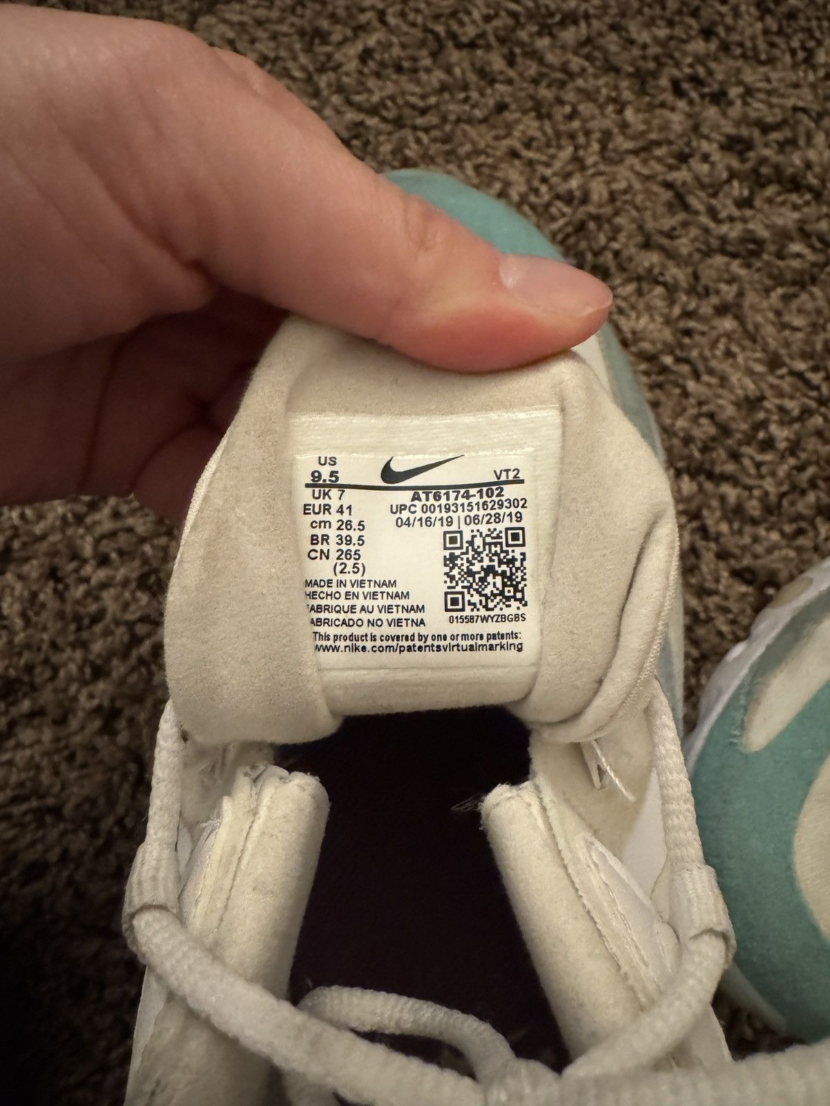 Nike Nike Air Max 270 React Gradient Shift (Women's) Size US 9.5 / IT 39.5 - 6 Thumbnail