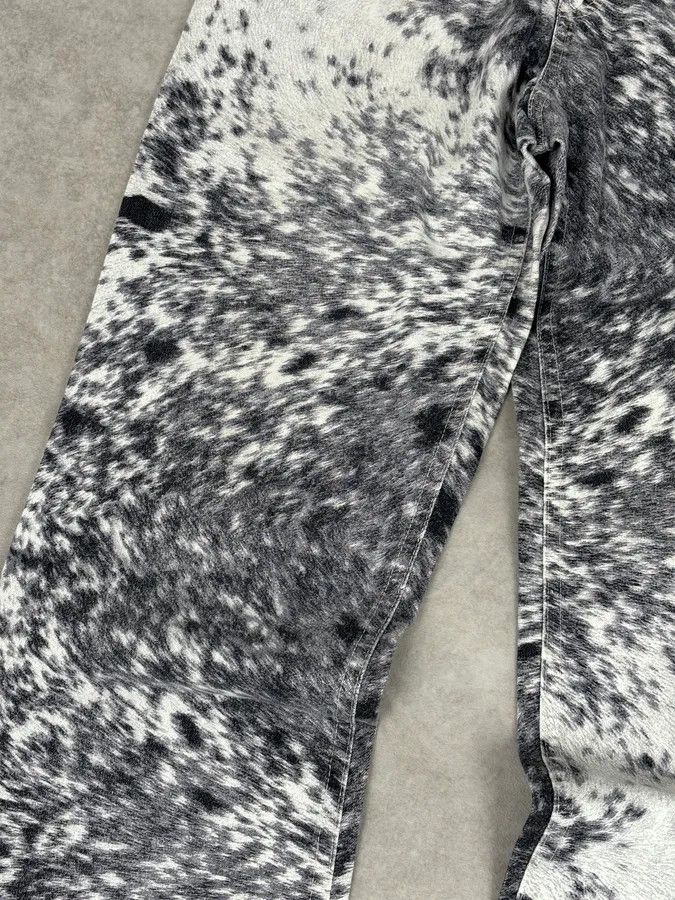 Roberto Cavalli AW1999 Roberto Cavalli White & Black Fur Effect Fury Pants Size 28" / US 6 / IT 42 - 10 Thumbnail
