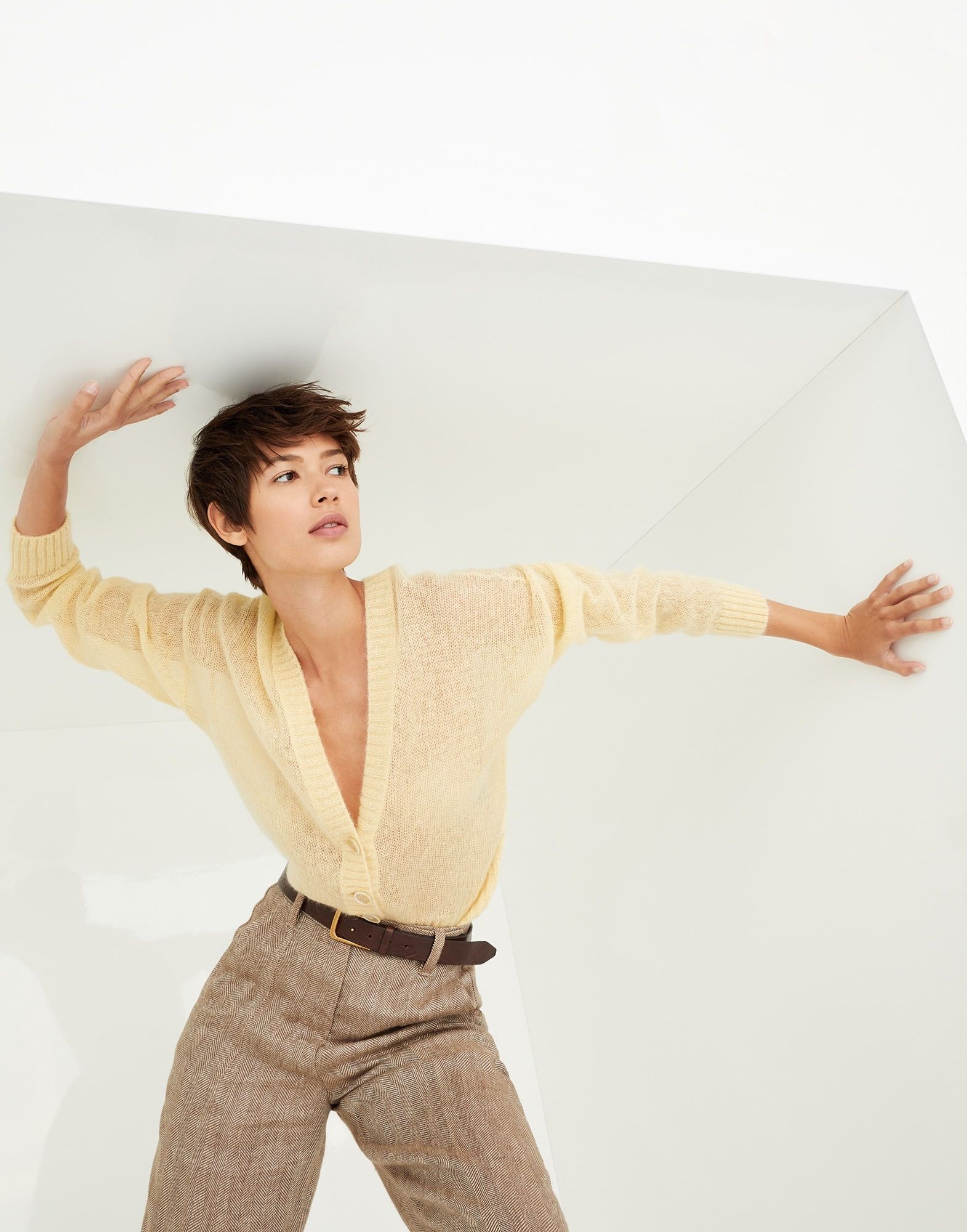 o1w1db10825 Cardigan in Bright Yellow