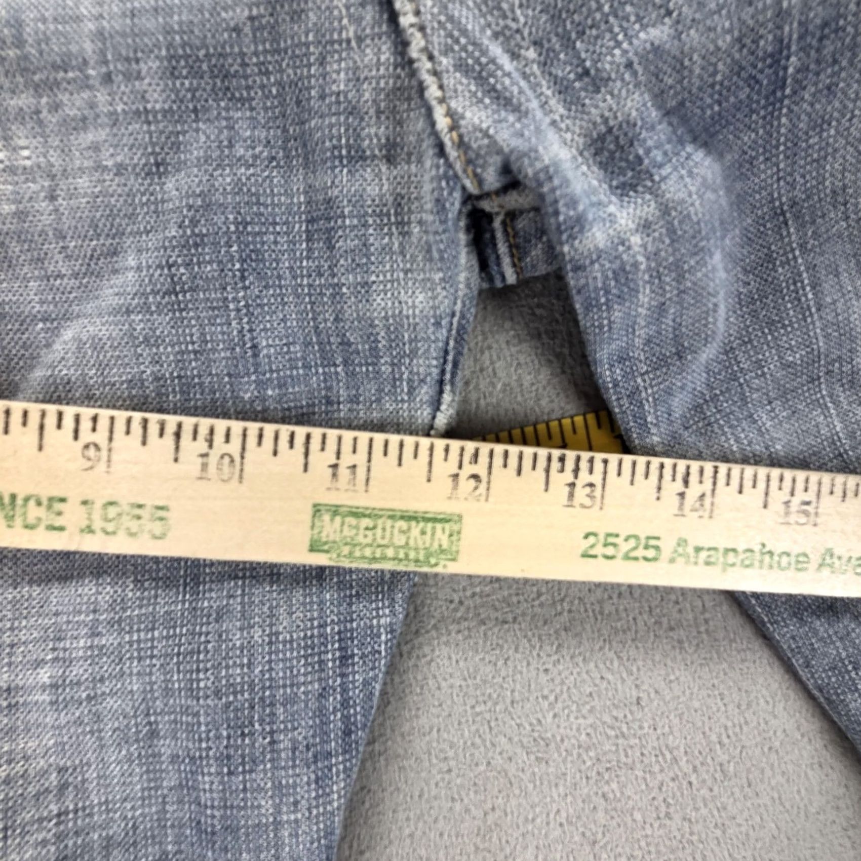 Levi's VINTAGE Levis Jeans Mens Blue Light Wash Twisted Baggy Fits 34x27 Light Denim Distressed Pockets 34 Mens Jeans Size US 34 / EU 50 - 6 Thumbnail