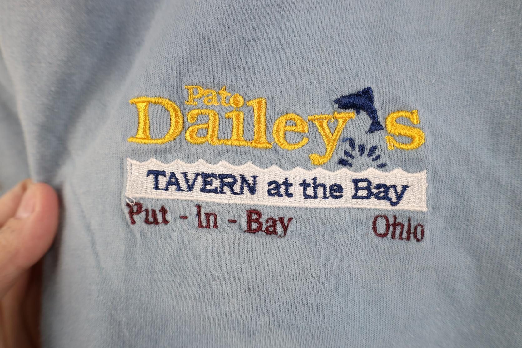 Vintage Vintage 90s Pat Dailey's Tavern At Put In Bay Ohio T-Shirt Size US XL / EU 56 / 4 - 4 Thumbnail