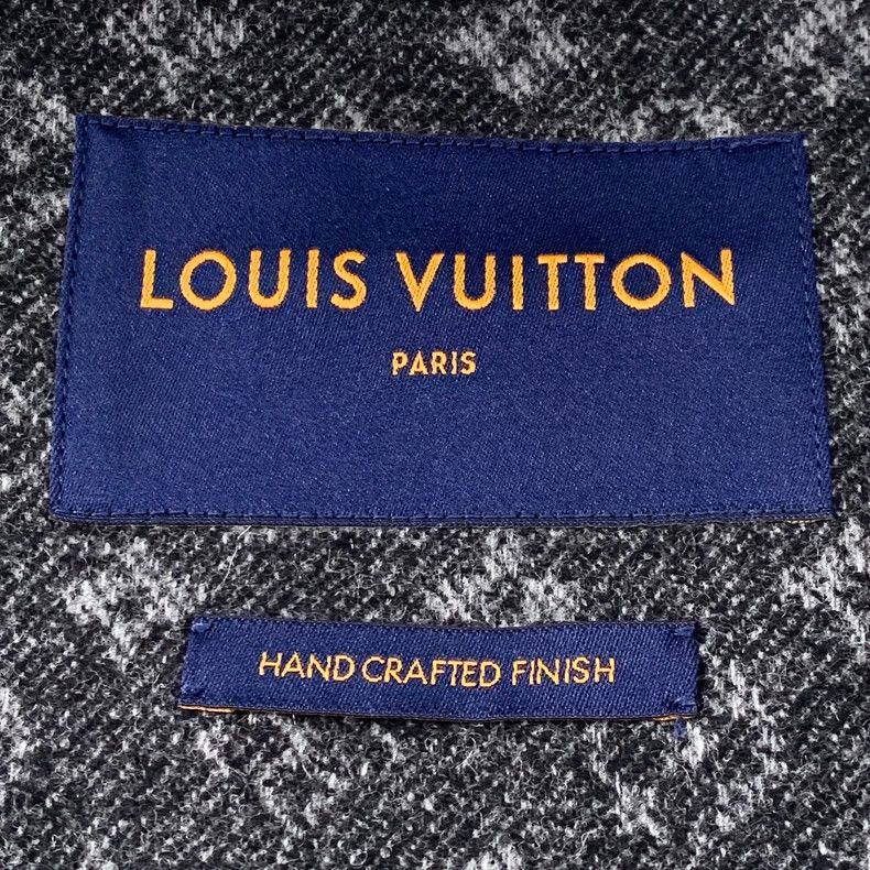 Louis Vuitton Louis Vuitton Single breasted coat with full print of wool Size US S / EU 44-46 / 1 - 6 Thumbnail
