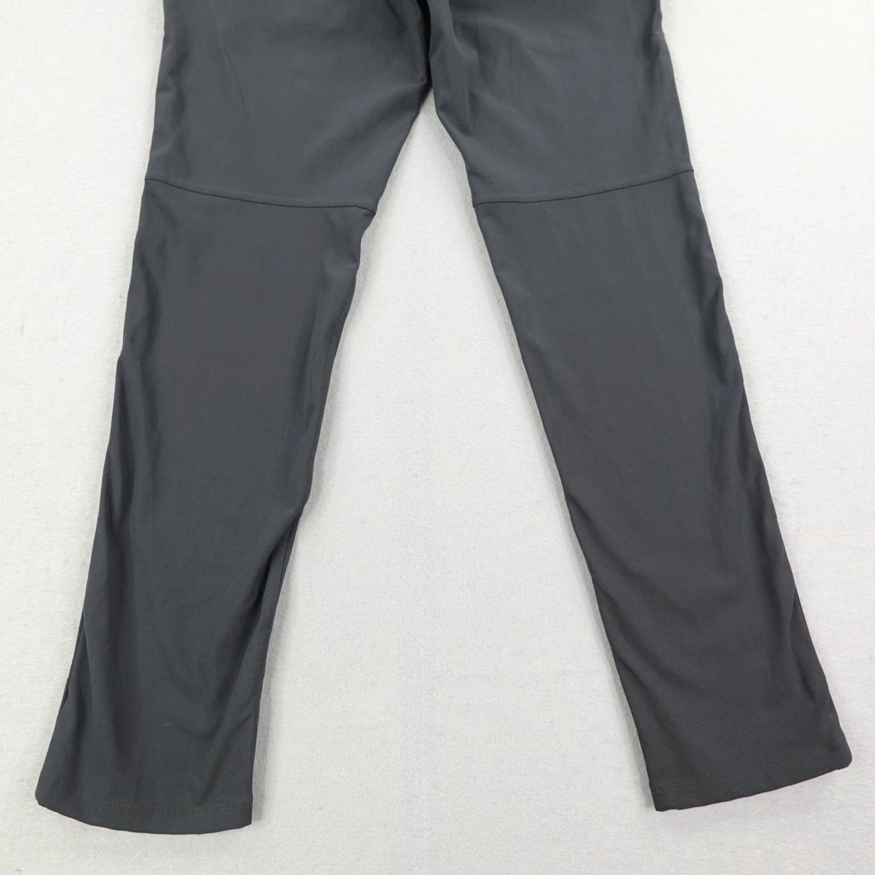 Lululemon Lululemon Pants Men 30 Black ABC Pant Slim 32" Warpstreme Performance Chino Golf Size US 30 / EU 46 - 6 Thumbnail