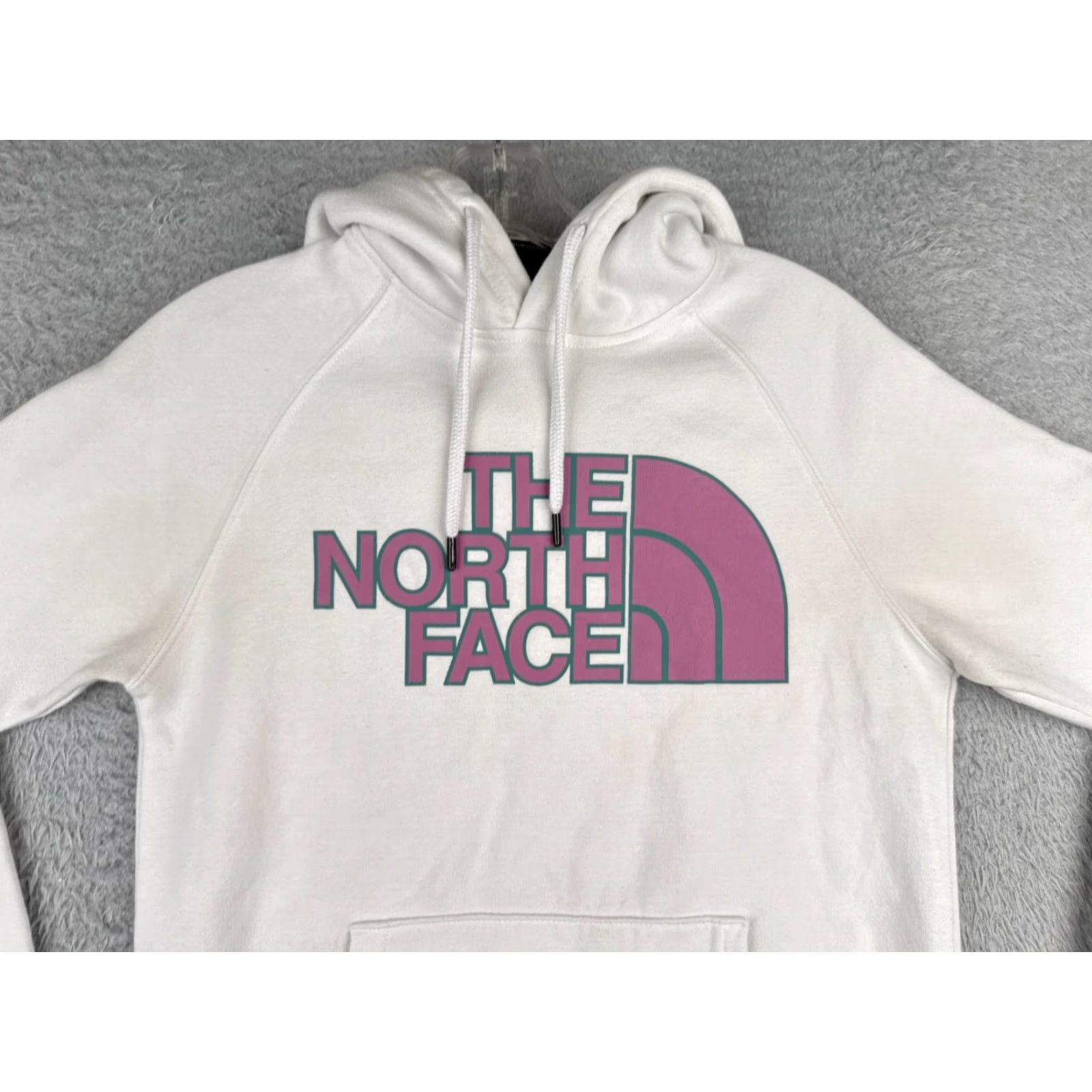 The North Face VINTAGE The North Face Hoodie Womens XS White Pullover Logo Pocket Regular Size XS Blues? (Note: Ensure no extra text) Size XS / US 0-2 / IT 36-38 - 4 Thumbnail