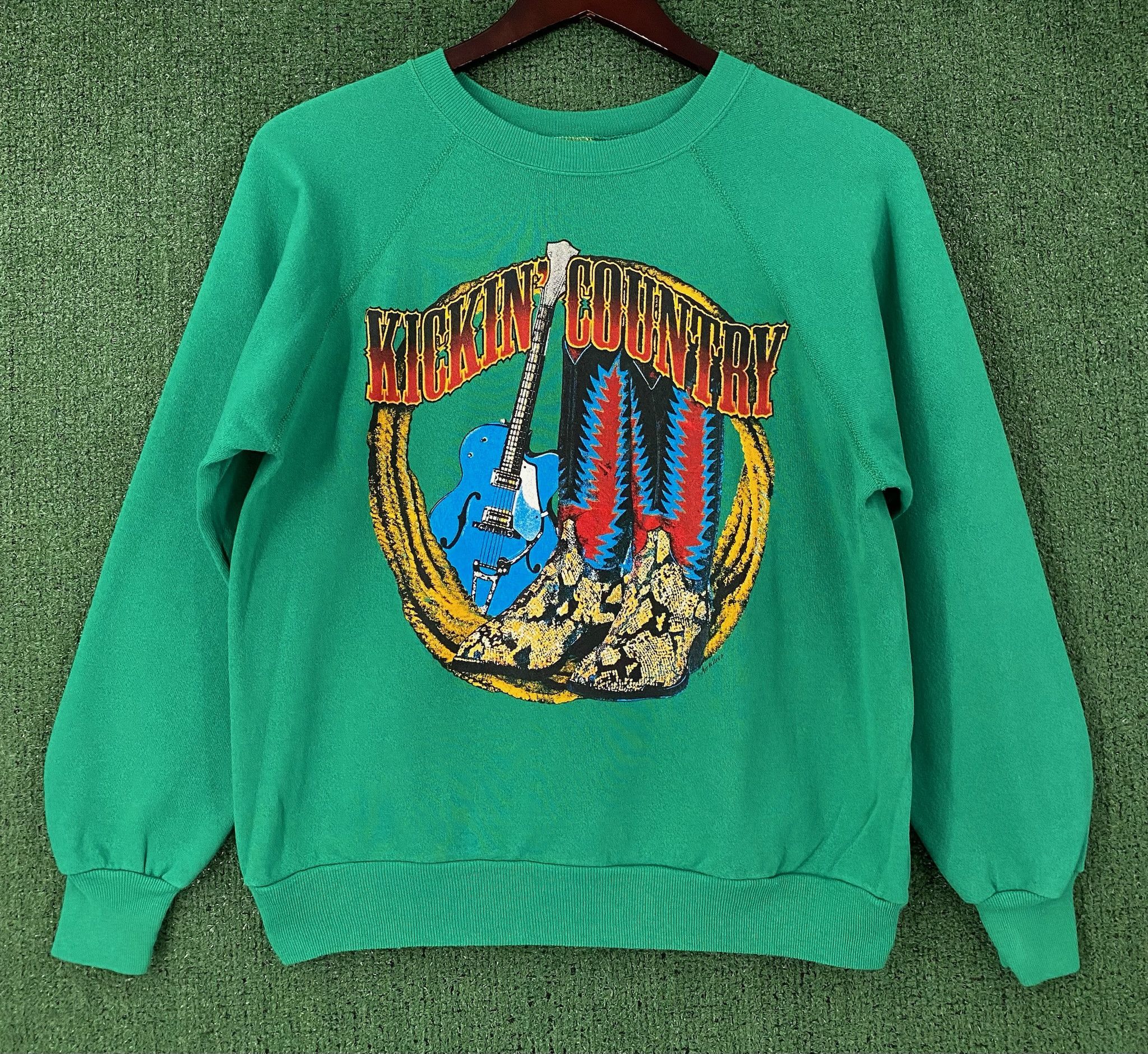 Vintage 90’s Kickin’ Country Music Guitar Cowboy Sweatshirt Large Size US L / EU 52-54 / 3 - 1 Thumbnail
