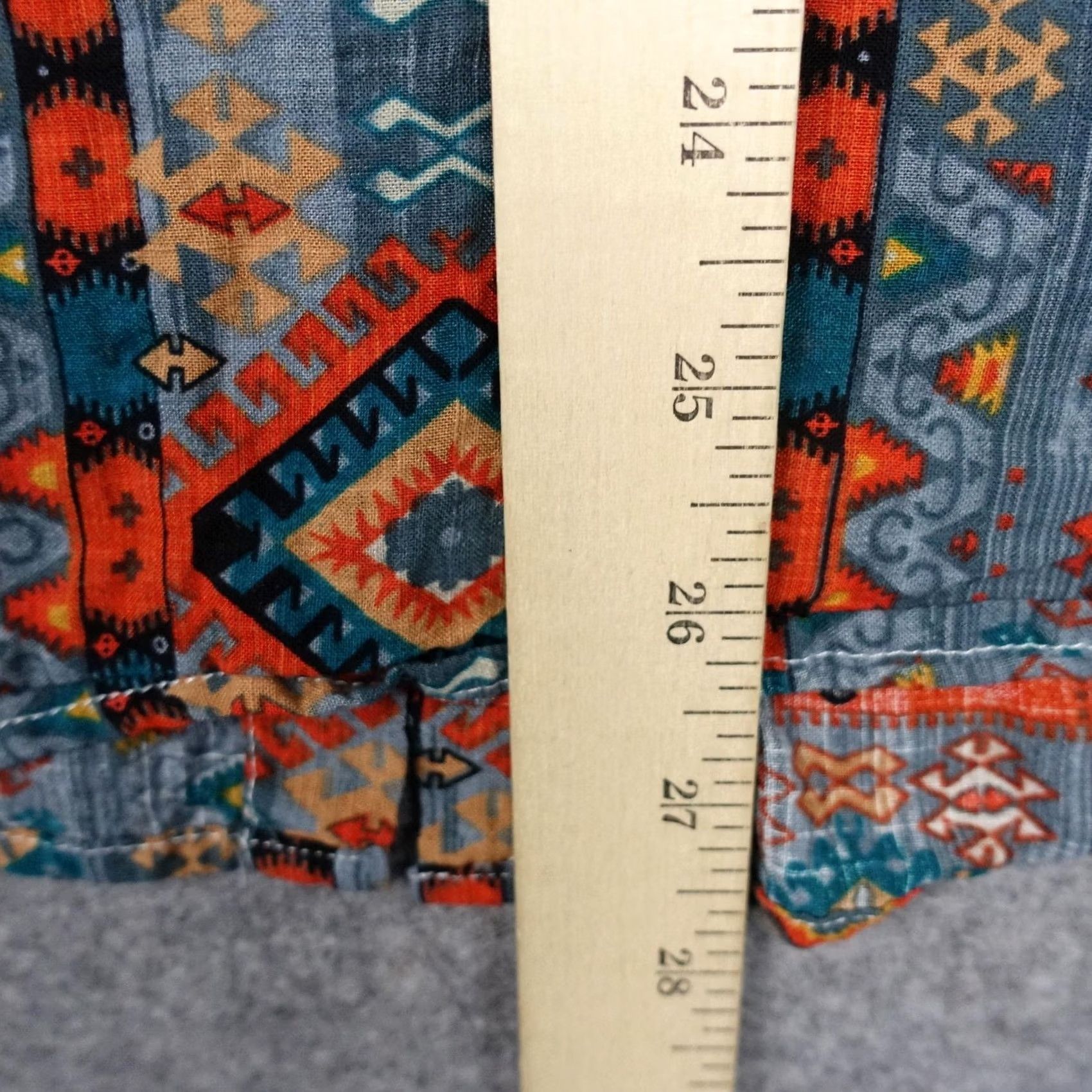 Vintage Vatpave Shirt Mens Small Blue Aztec Southwestern Tribal Geometric Button Up VTG Size US S / EU 44-46 / 1 - 6 Thumbnail