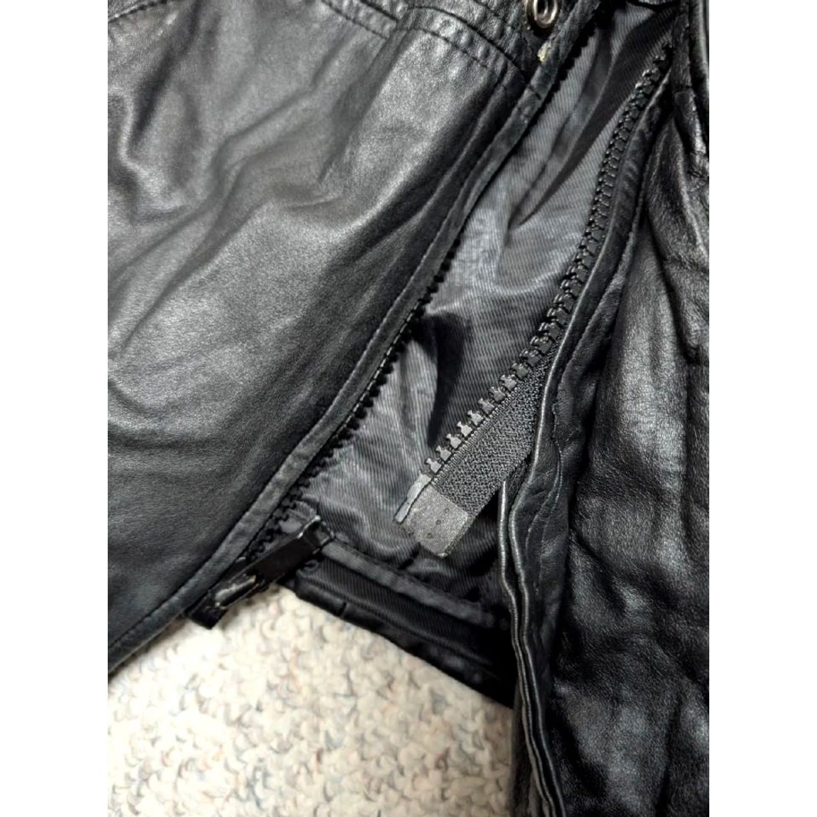 Vintage VINTAGE Wilsons Leather jacket coat Mens L 44 Black leather belt zip belted 1990s Y2K supple belted Size US L / EU 52-54 / 3 - 7 Thumbnail