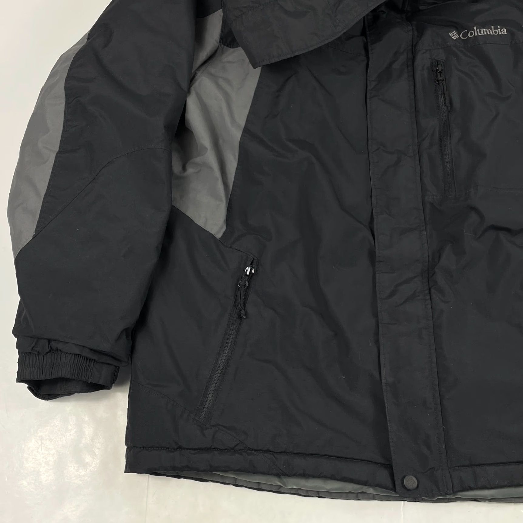 Vintage Columbia Jacket Mens Large Black Omni-Shield Waterproof Hooded Rain Coat Size US L / EU 52-54 / 3 - 5 Thumbnail