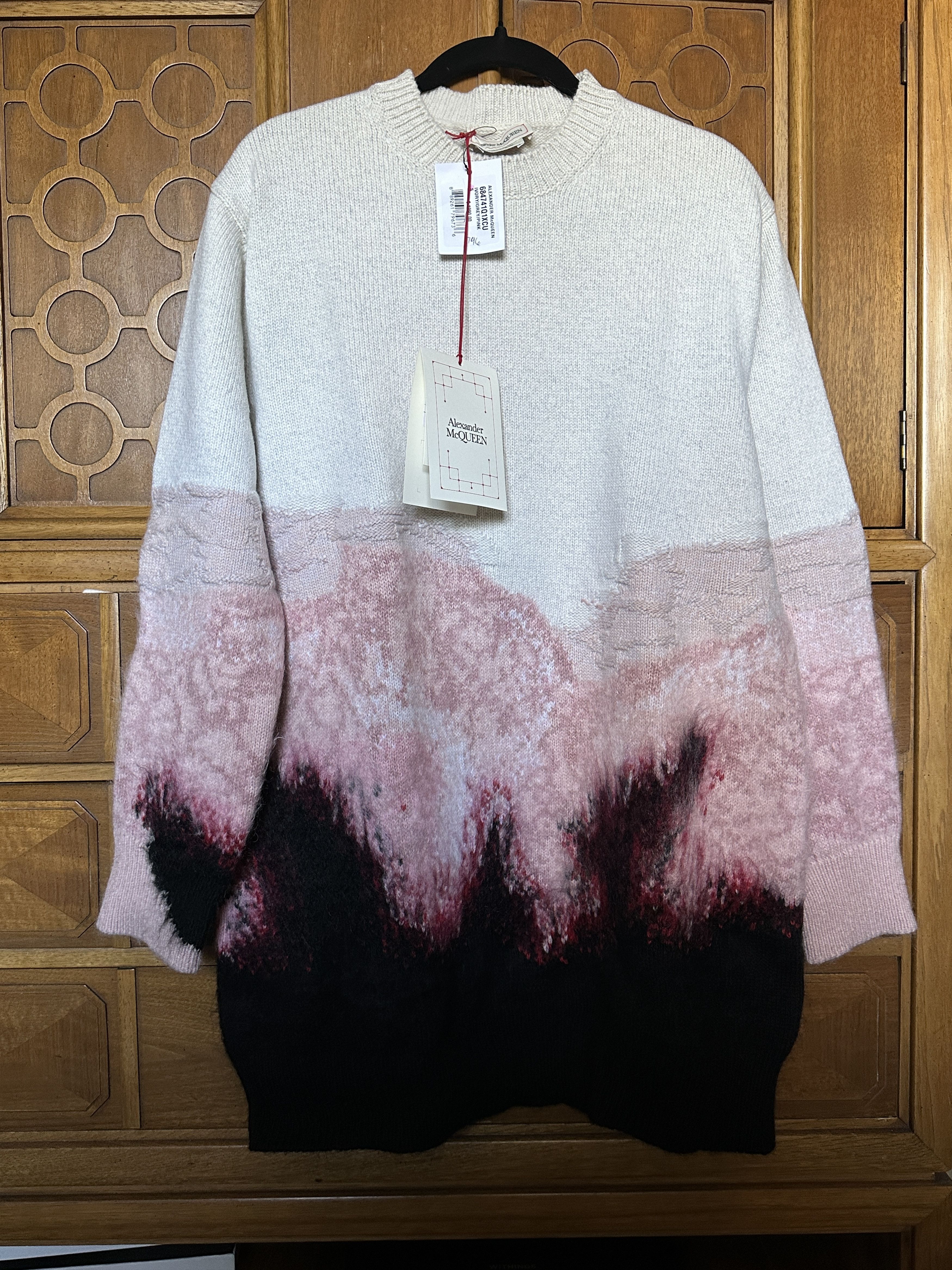 Alexander McQueen Alexander McQueen Oversize Intarsia Flower Crewneck Size US S / EU 44-46 / 1 - 1 Thumbnail