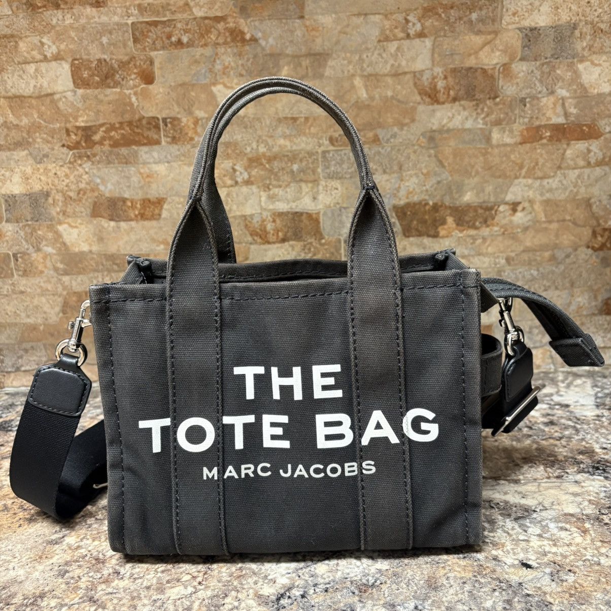 Marc Jacobs Marc Jacobs The Tote Bag Canvas in Washed Black Size ONE SIZE - 2 Thumbnail